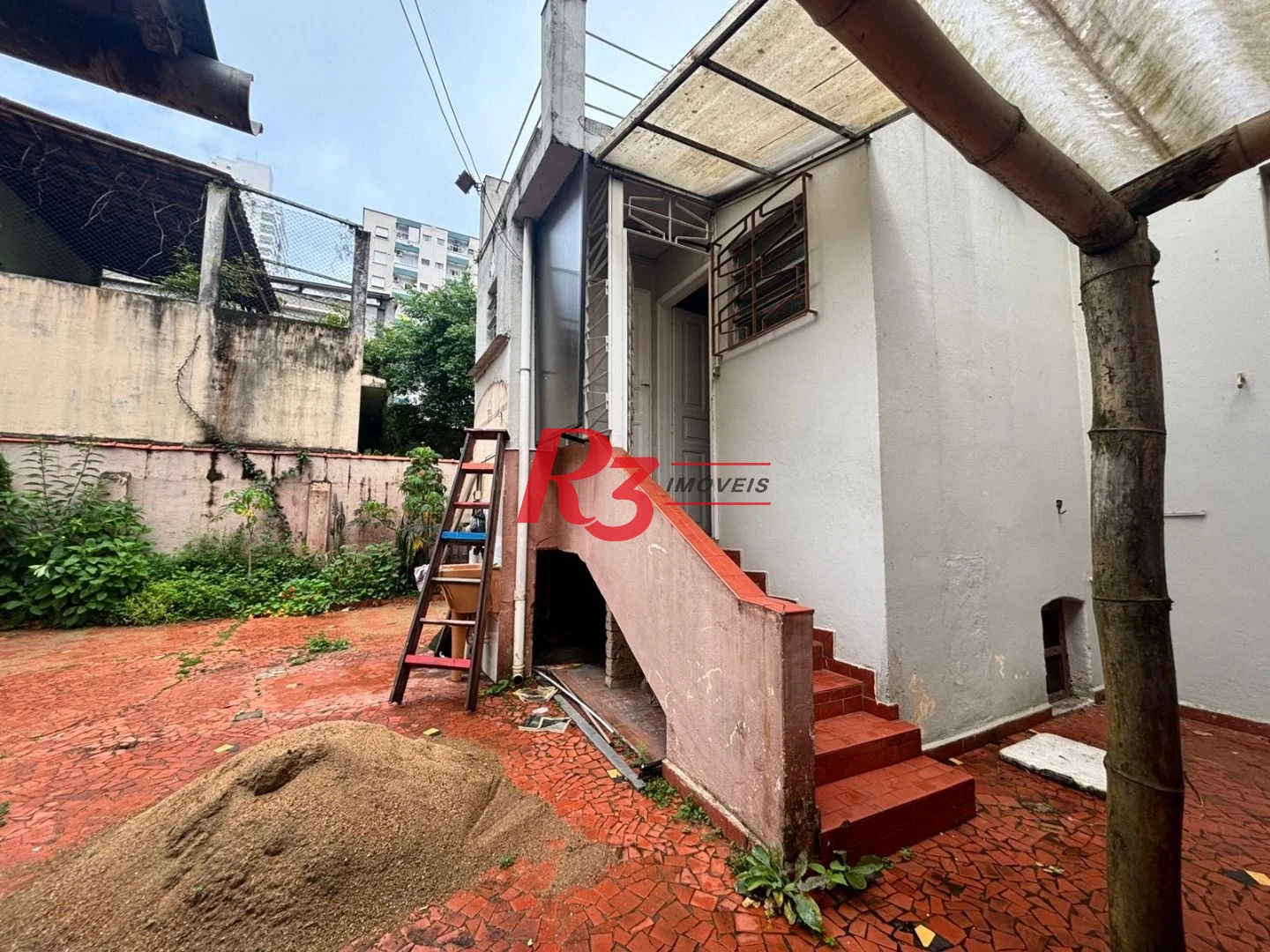 Casa com 4 dormitórios à venda, 139 m² por R$ 1.000.000,00 - Embaré - Santos/SP