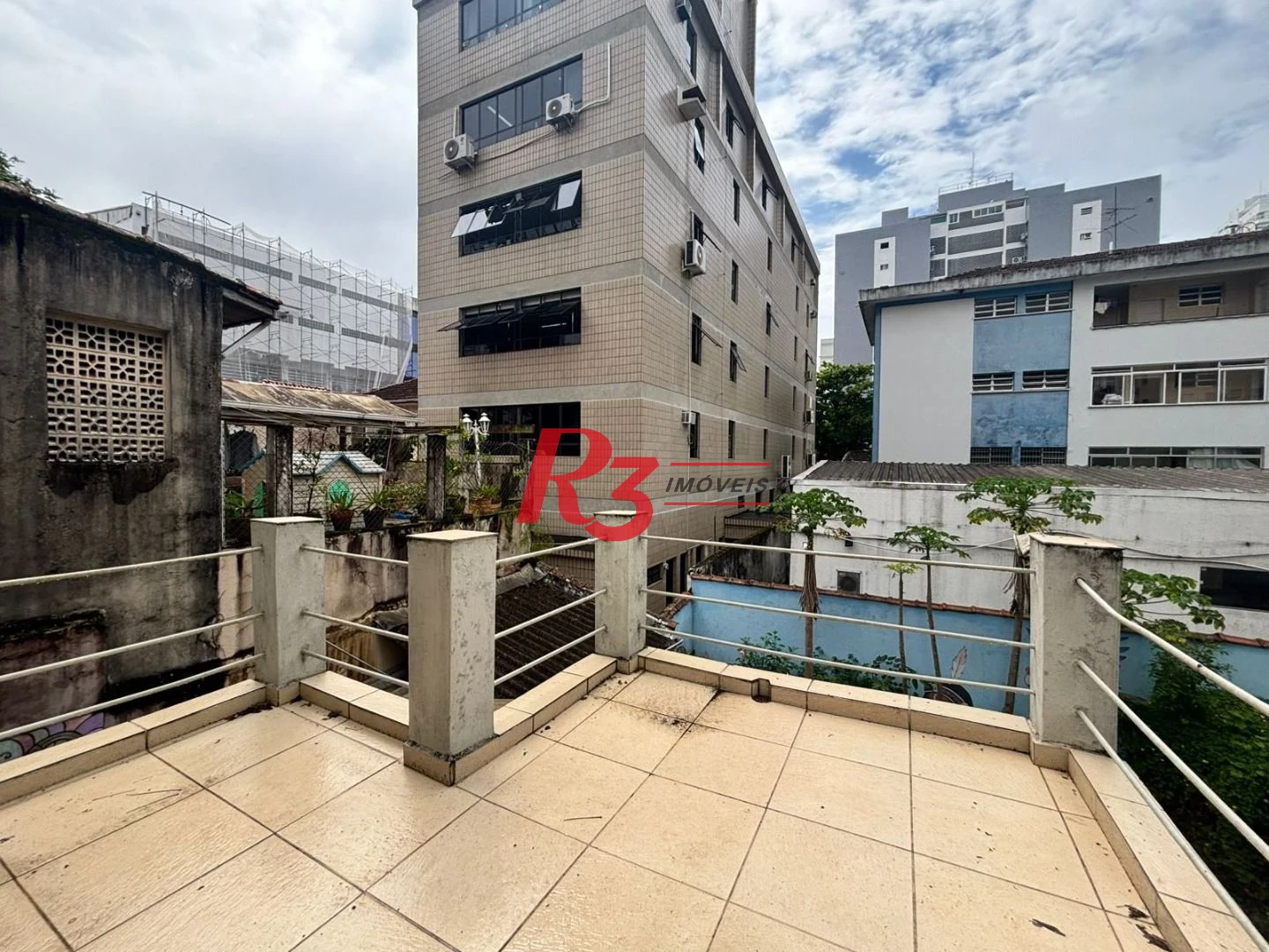 Casa com 4 dormitórios à venda, 139 m² por R$ 1.000.000,00 - Embaré - Santos/SP