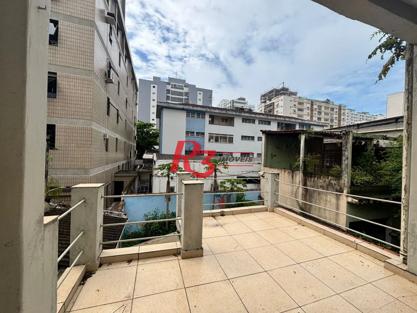 Casa com 4 dormitórios à venda, 139 m² por R$ 1.000.000,00 - Embaré - Santos/SP