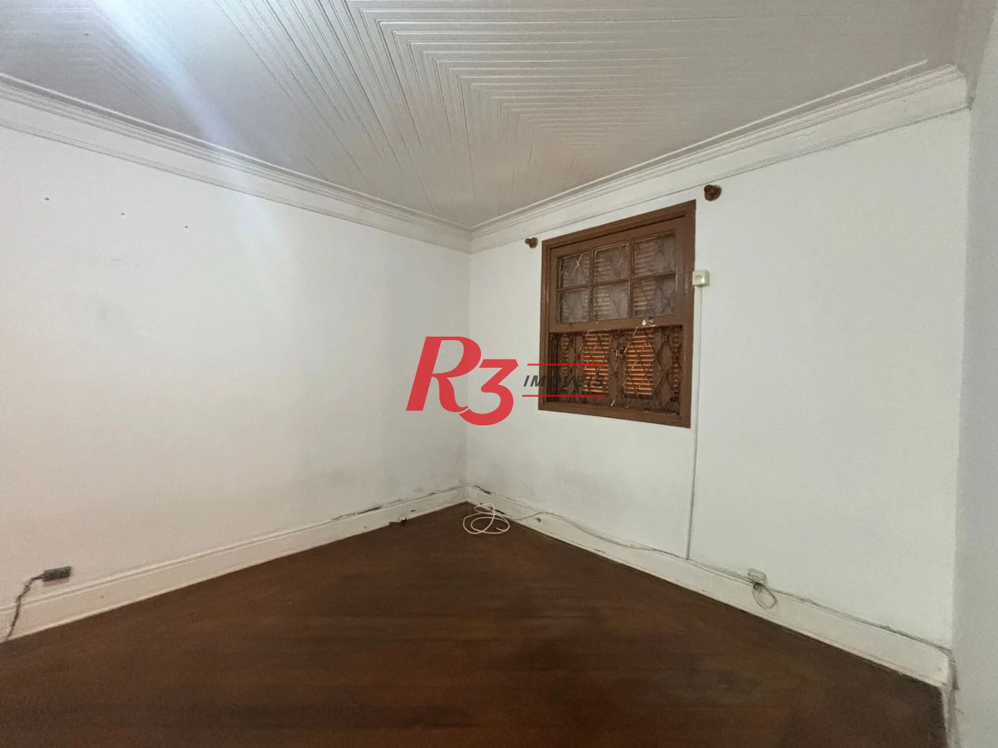 Casa com 4 dormitórios à venda, 139 m² por R$ 1.000.000,00 - Embaré - Santos/SP