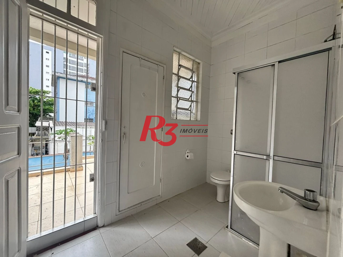 Casa com 4 dormitórios à venda, 139 m² por R$ 1.000.000,00 - Embaré - Santos/SP