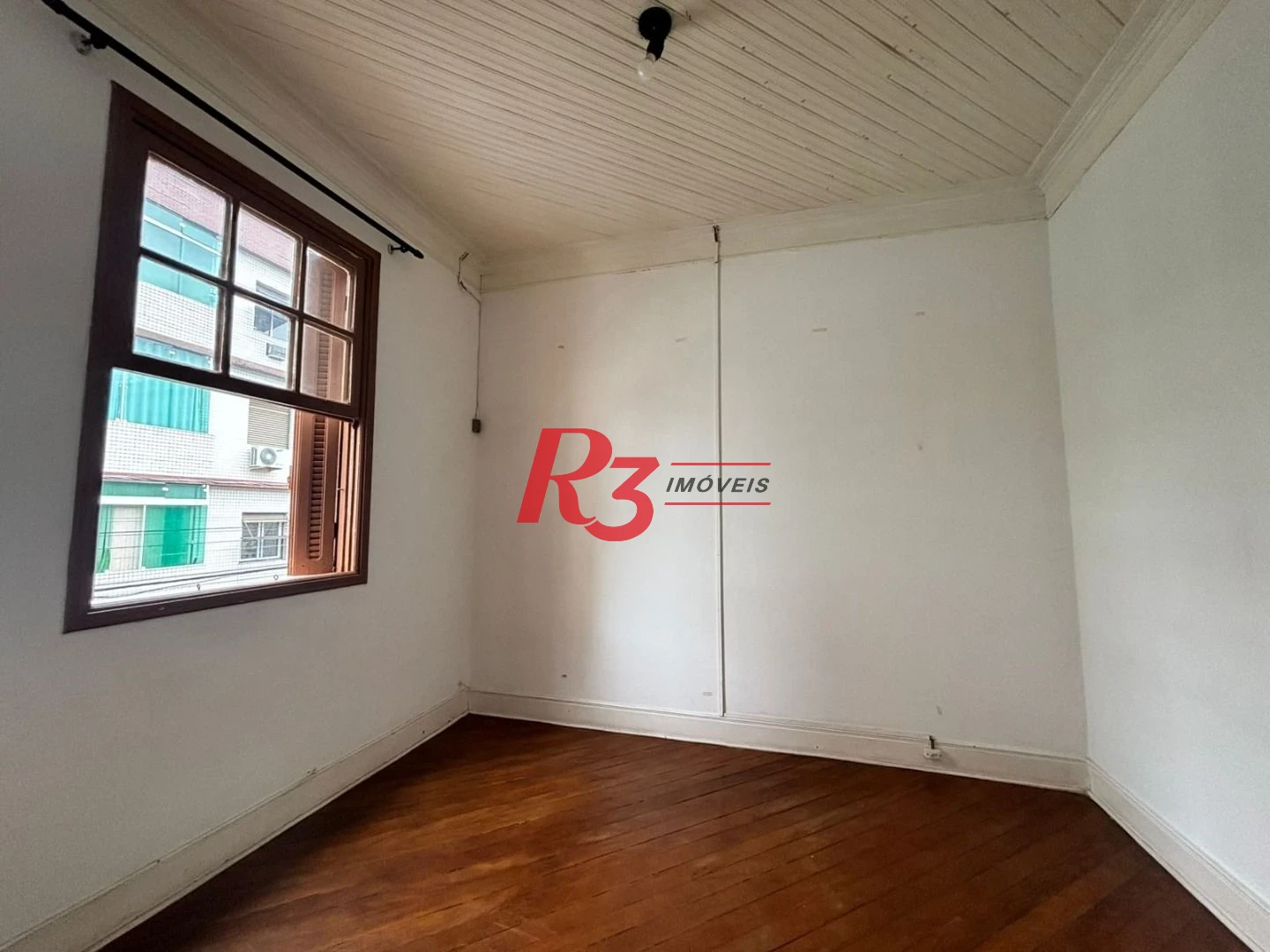Casa com 4 dormitórios à venda, 139 m² por R$ 1.000.000,00 - Embaré - Santos/SP