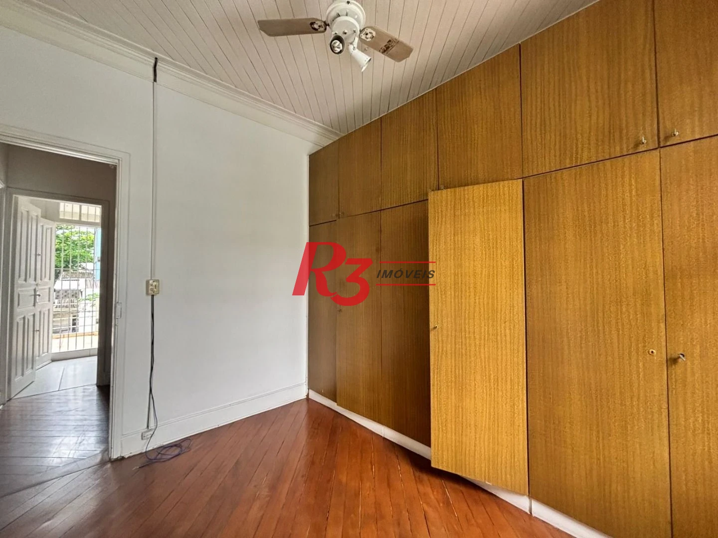 Casa com 4 dormitórios à venda, 139 m² por R$ 1.000.000,00 - Embaré - Santos/SP