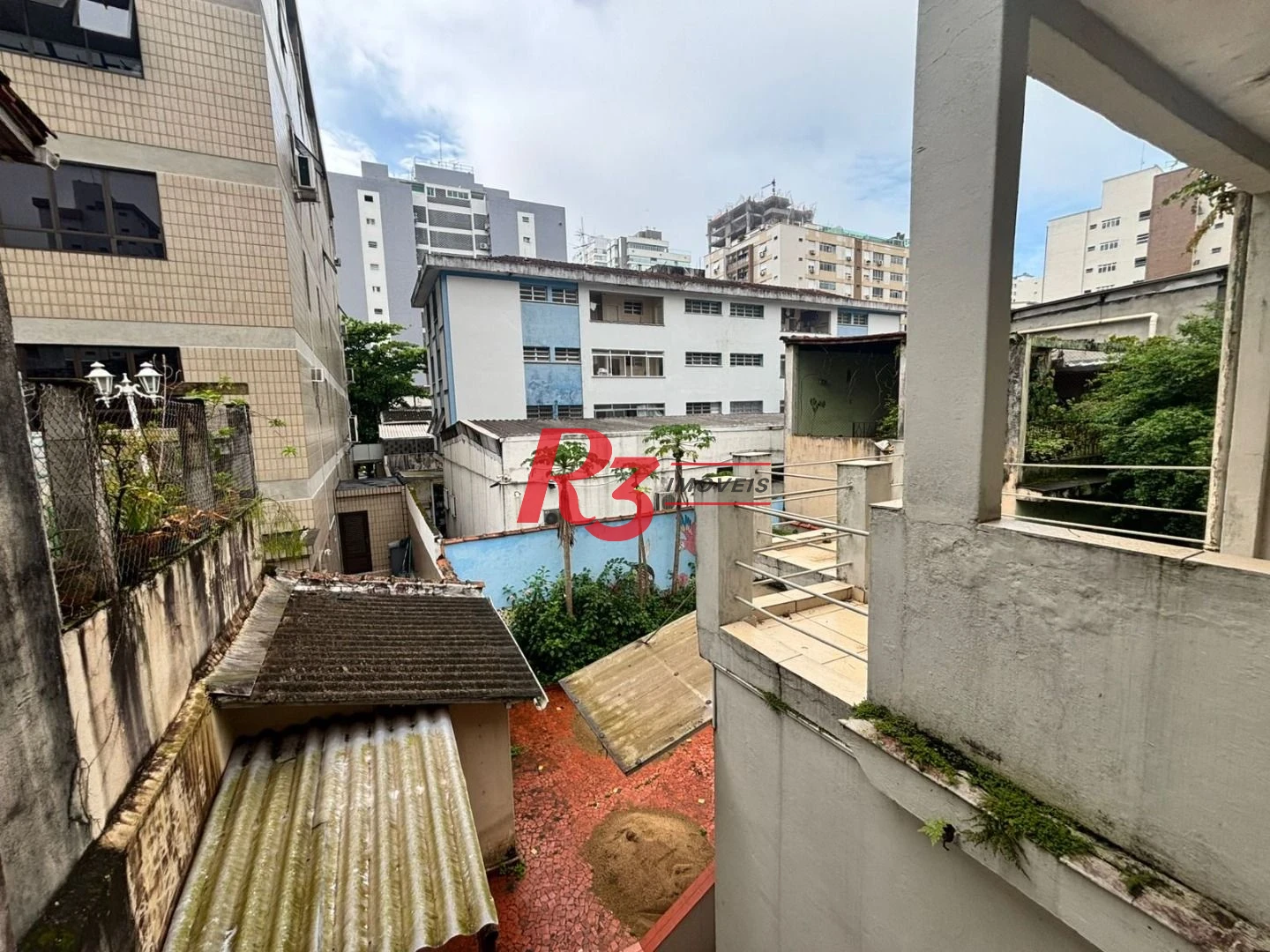 Casa com 4 dormitórios à venda, 139 m² por R$ 1.000.000,00 - Embaré - Santos/SP