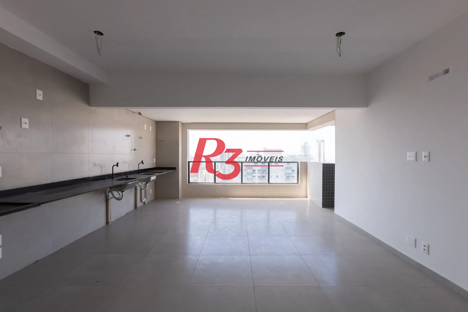 Apartamento com 2 dormitórios à venda, 69 m² por R$ 780.225,00 - José Menino - Santos/SP