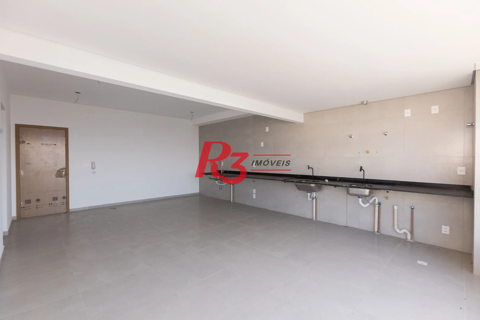 Apartamento com 2 dormitórios à venda, 69 m² por R$ 780.225,00 - José Menino - Santos/SP