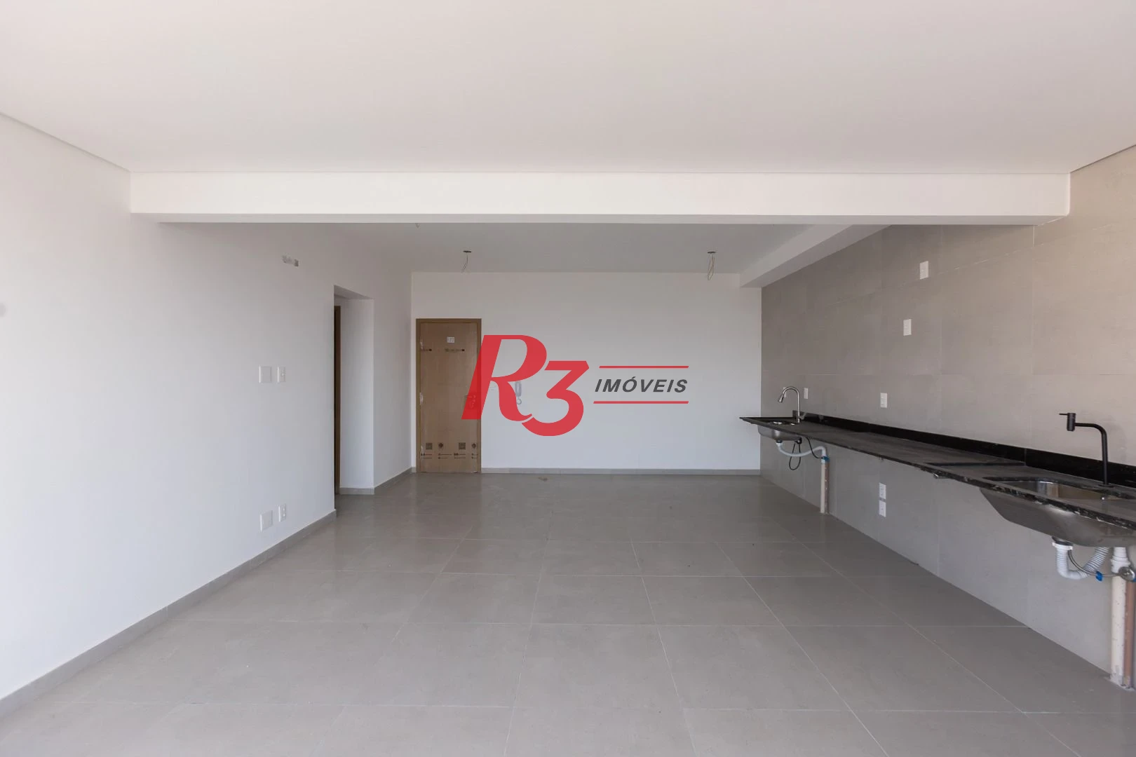 Apartamento com 2 dormitórios à venda, 69 m² por R$ 780.225,00 - José Menino - Santos/SP