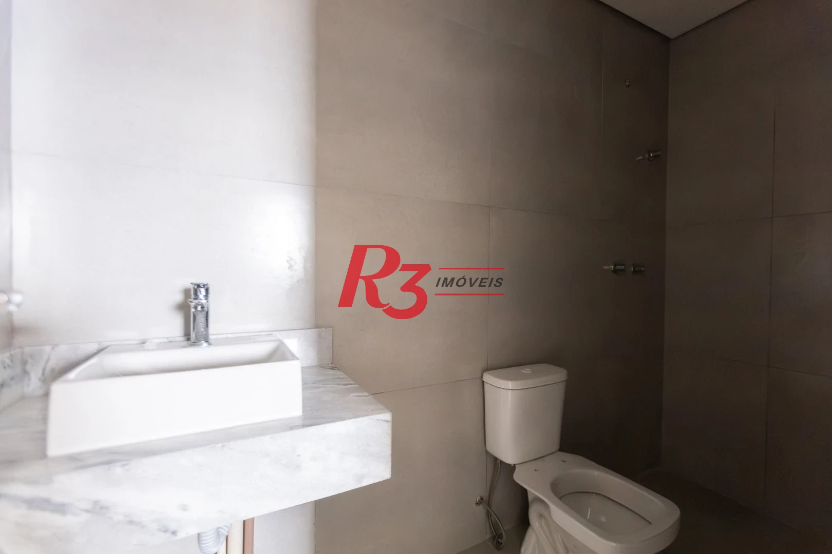 Apartamento com 2 dormitórios à venda, 69 m² por R$ 780.225,00 - José Menino - Santos/SP