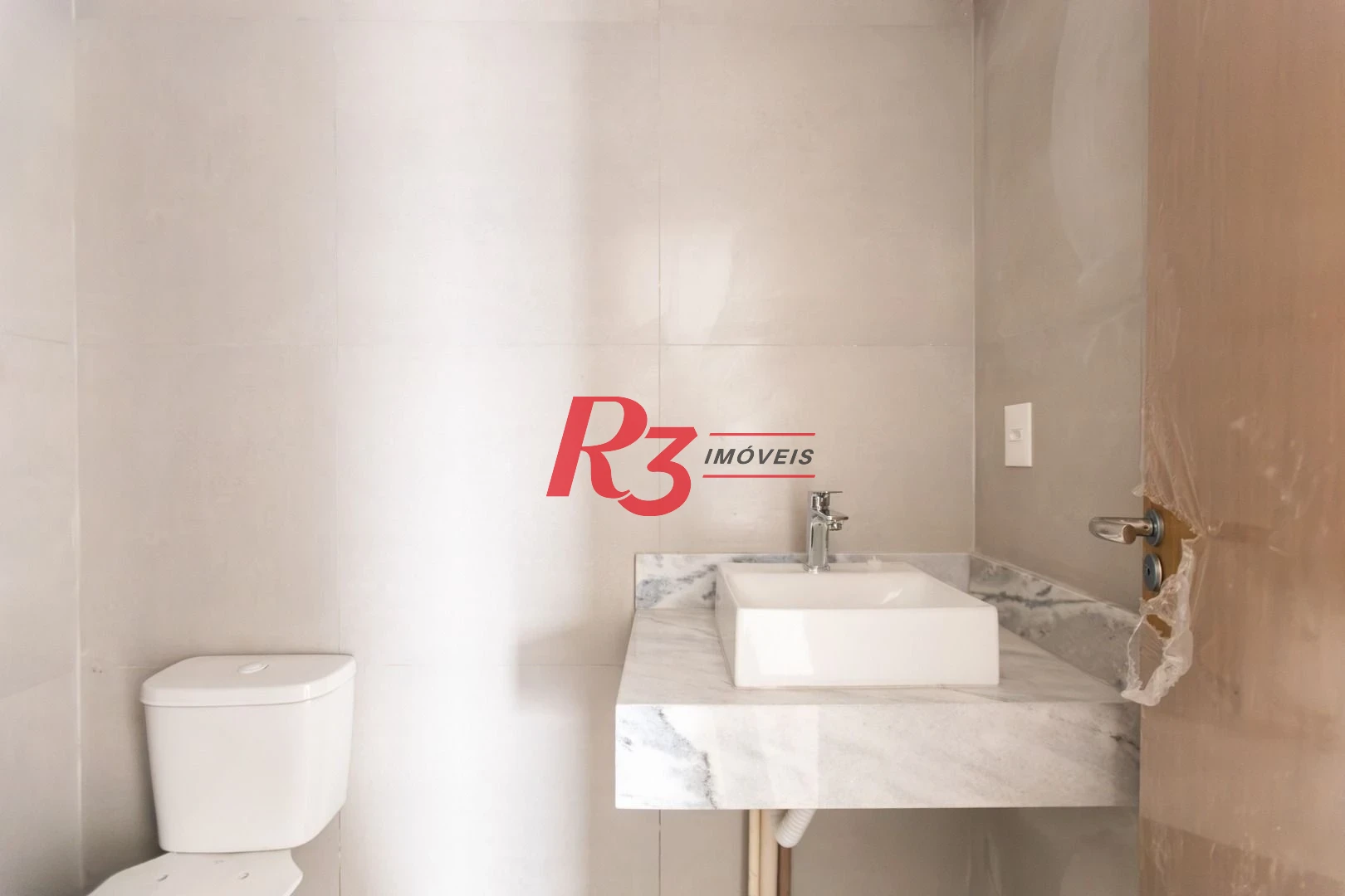 Apartamento com 2 dormitórios à venda, 69 m² por R$ 780.225,00 - José Menino - Santos/SP