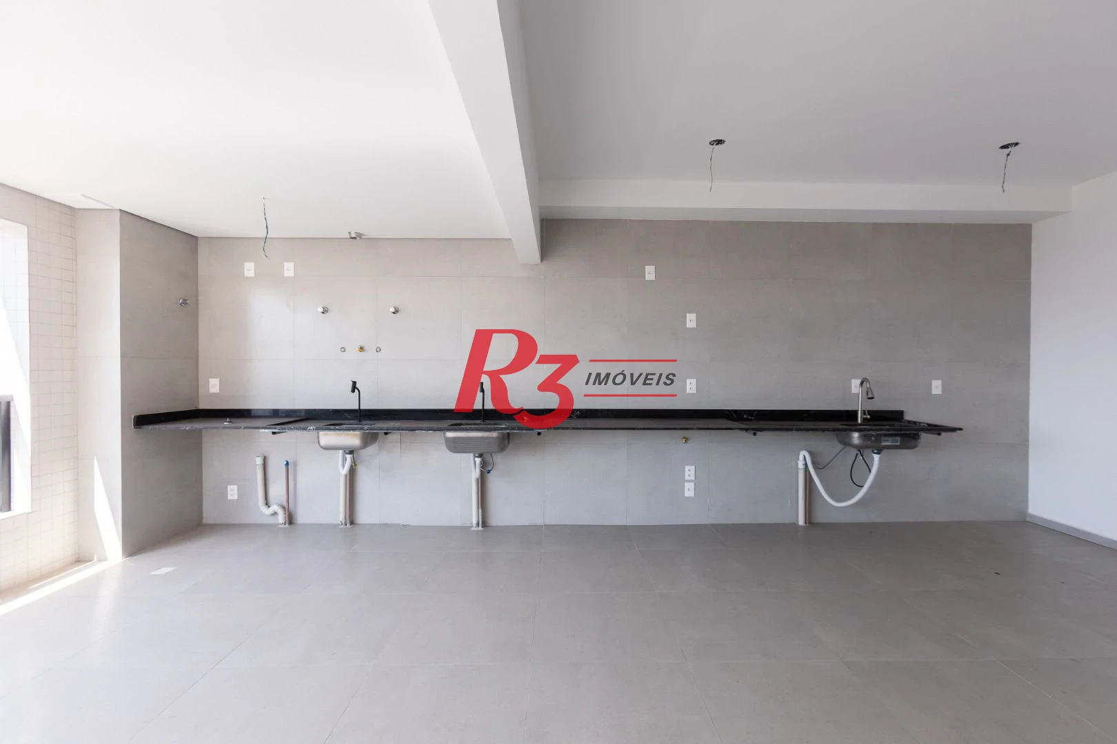 Apartamento com 2 dormitórios à venda, 70 m² por R$ 868.651,00 - José Menino - Santos/SP