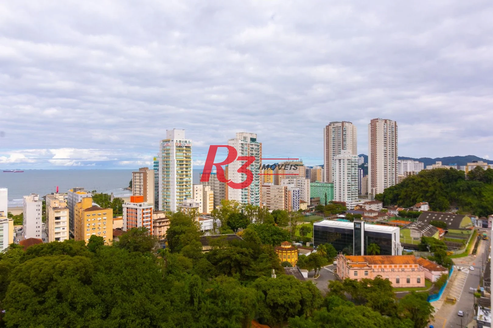 Apartamento com 2 dormitórios à venda, 70 m² por R$ 985.000,00 - José Menino - Santos/SP