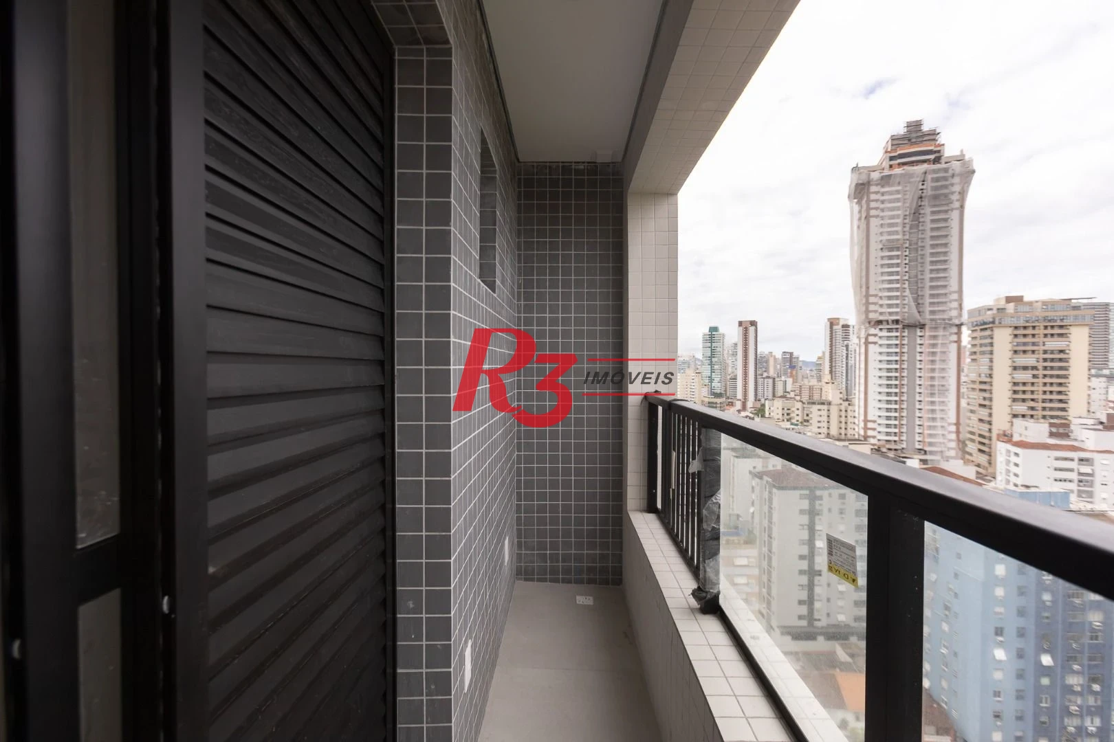 Apartamento com 2 dormitórios à venda, 70 m² por R$ 985.000,00 - José Menino - Santos/SP