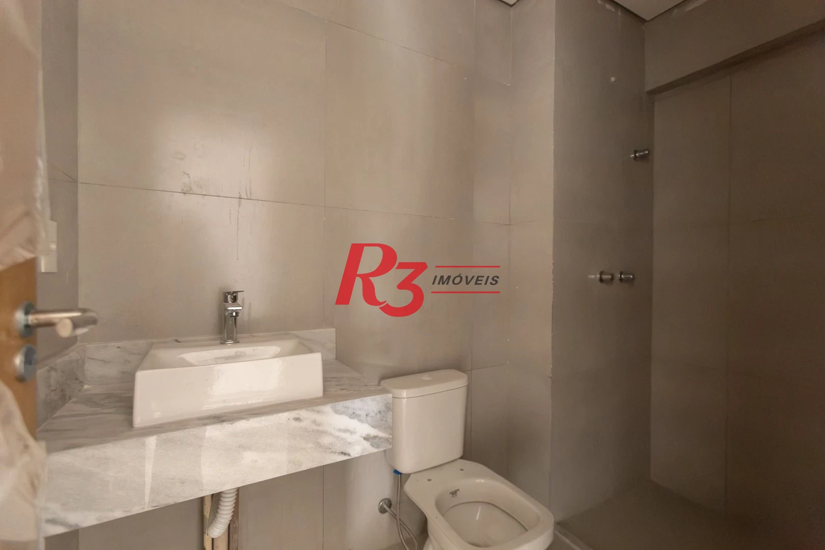 Apartamento com 2 dormitórios à venda, 70 m² por R$ 985.000,00 - José Menino - Santos/SP