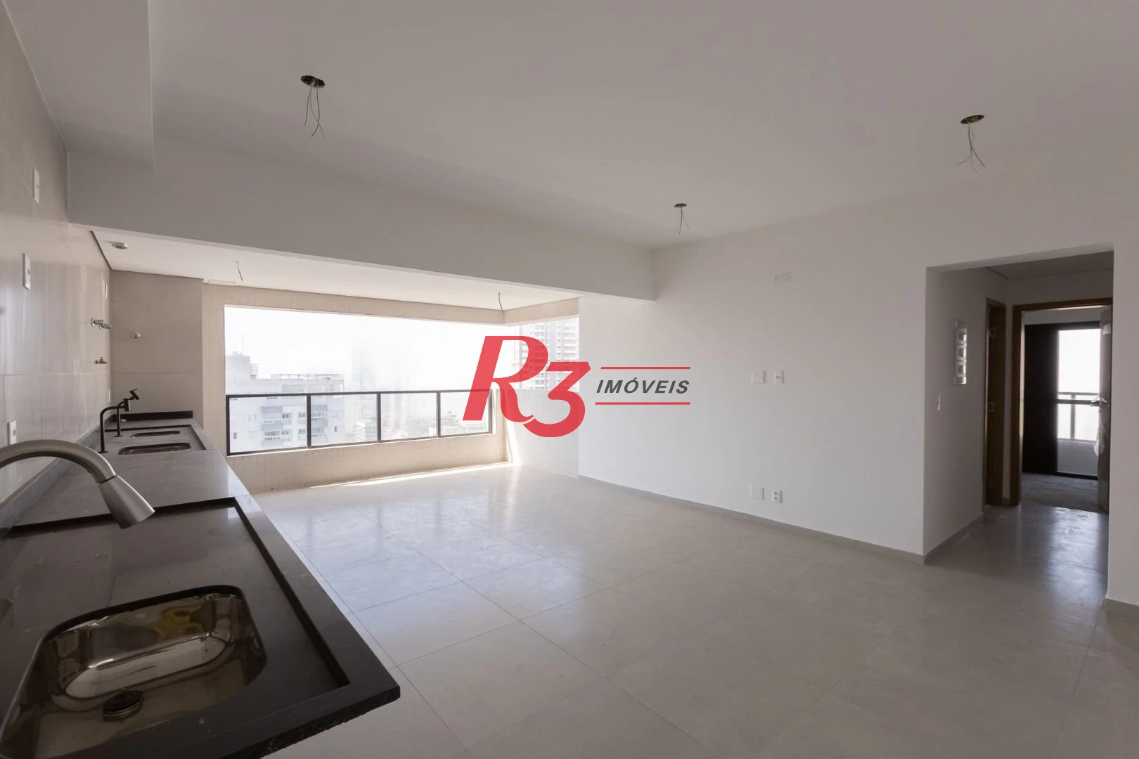 Apartamento com 2 dormitórios à venda, 70 m² por R$ 985.000,00 - José Menino - Santos/SP