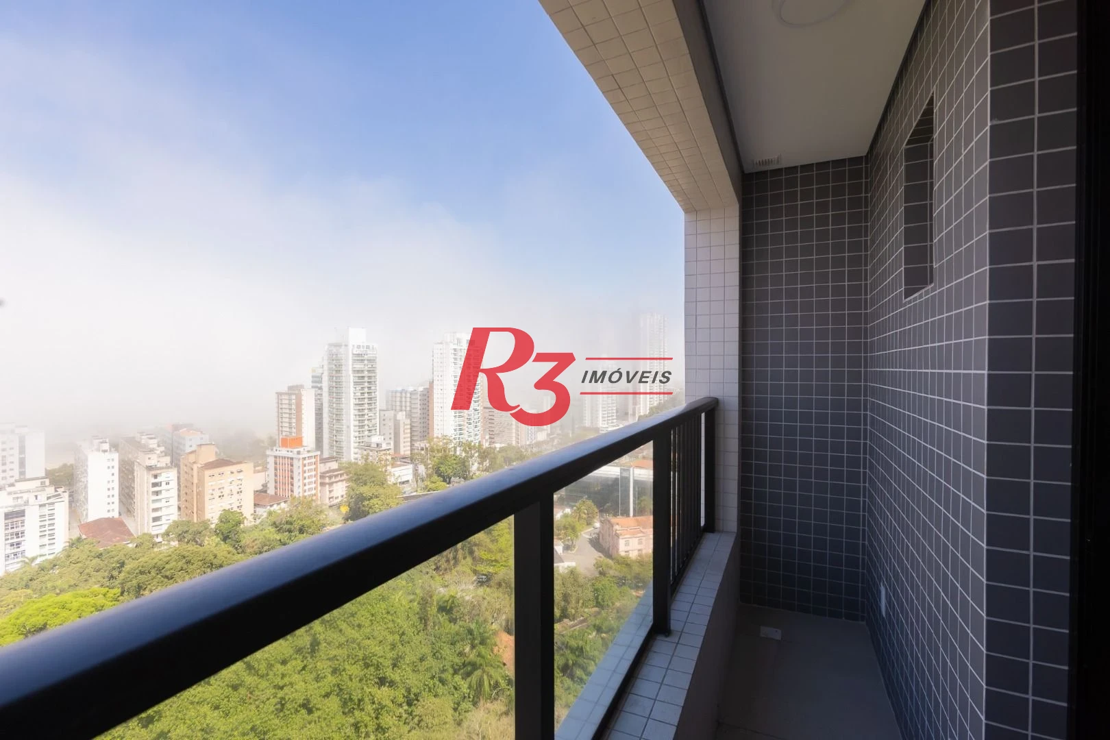 Apartamento com 2 dormitórios à venda, 70 m² por R$ 985.000,00 - José Menino - Santos/SP