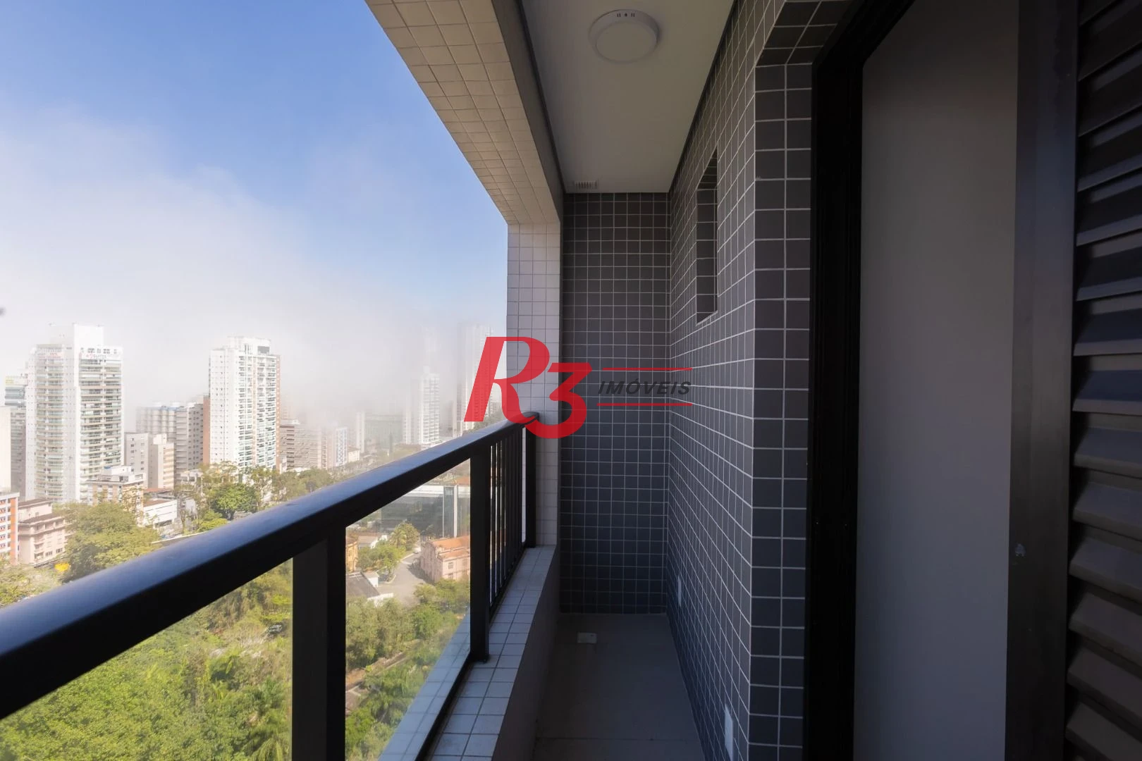 Apartamento com 2 dormitórios à venda, 70 m² por R$ 985.000,00 - José Menino - Santos/SP