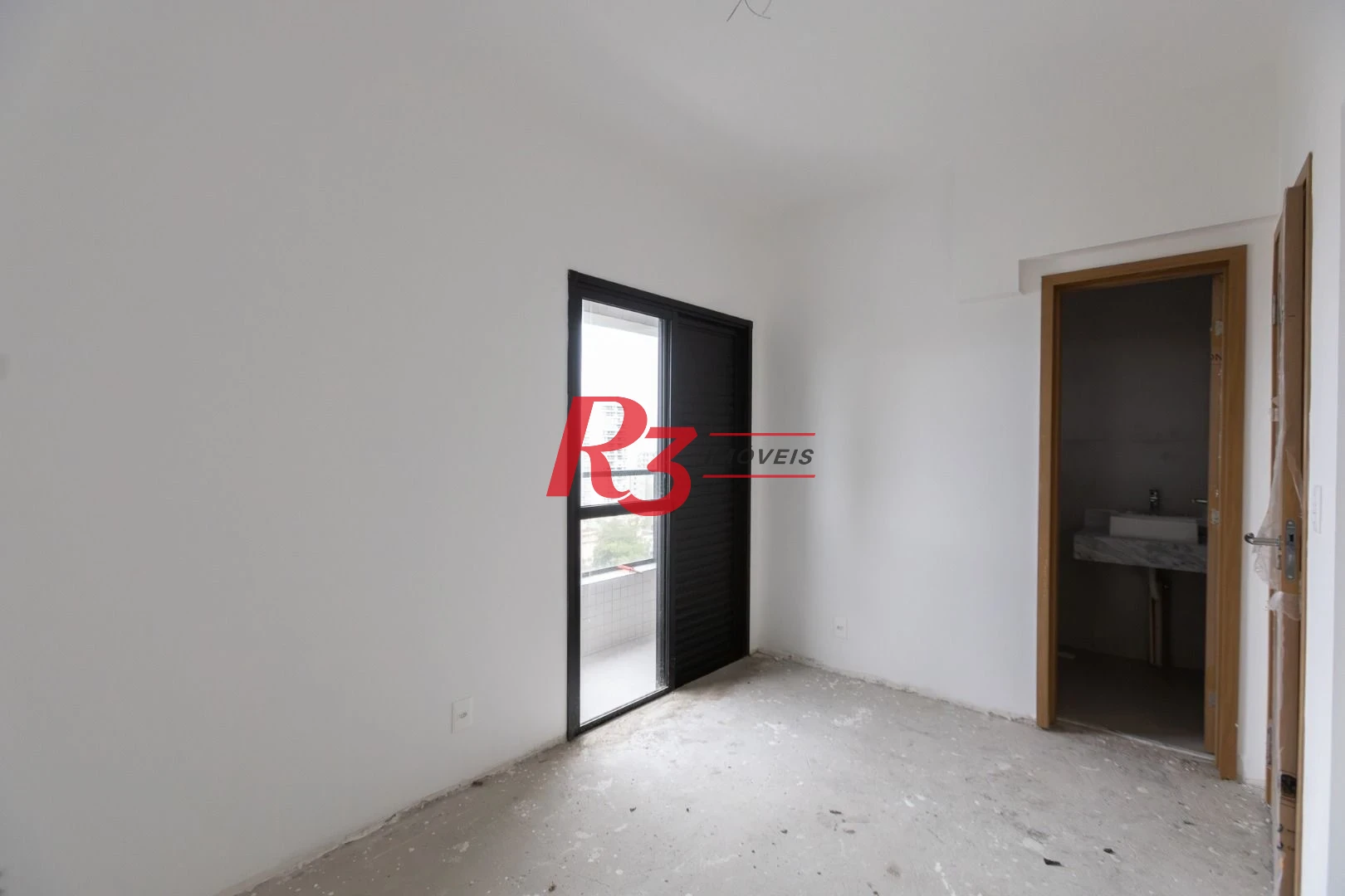 Apartamento com 2 dormitórios à venda, 70 m² por R$ 985.000,00 - José Menino - Santos/SP
