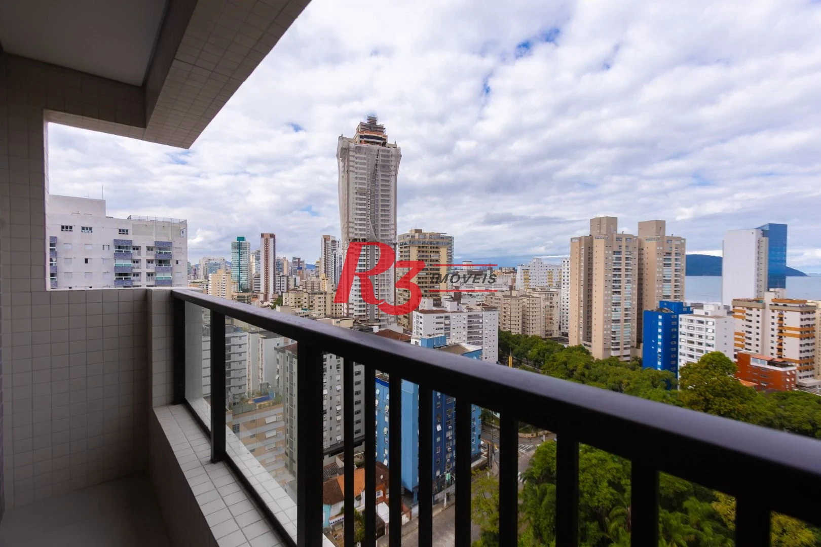 Apartamento com 2 dormitórios à venda, 70 m² por R$ 985.000,00 - José Menino - Santos/SP
