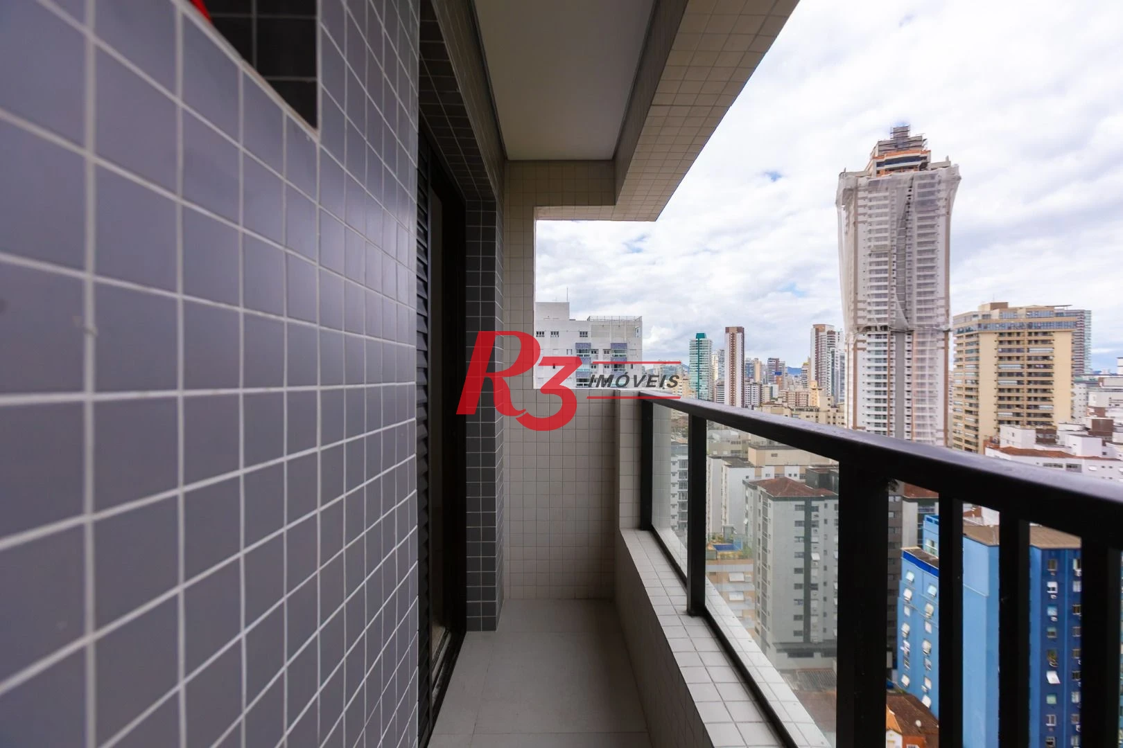 Apartamento com 2 dormitórios à venda, 70 m² por R$ 985.000,00 - José Menino - Santos/SP
