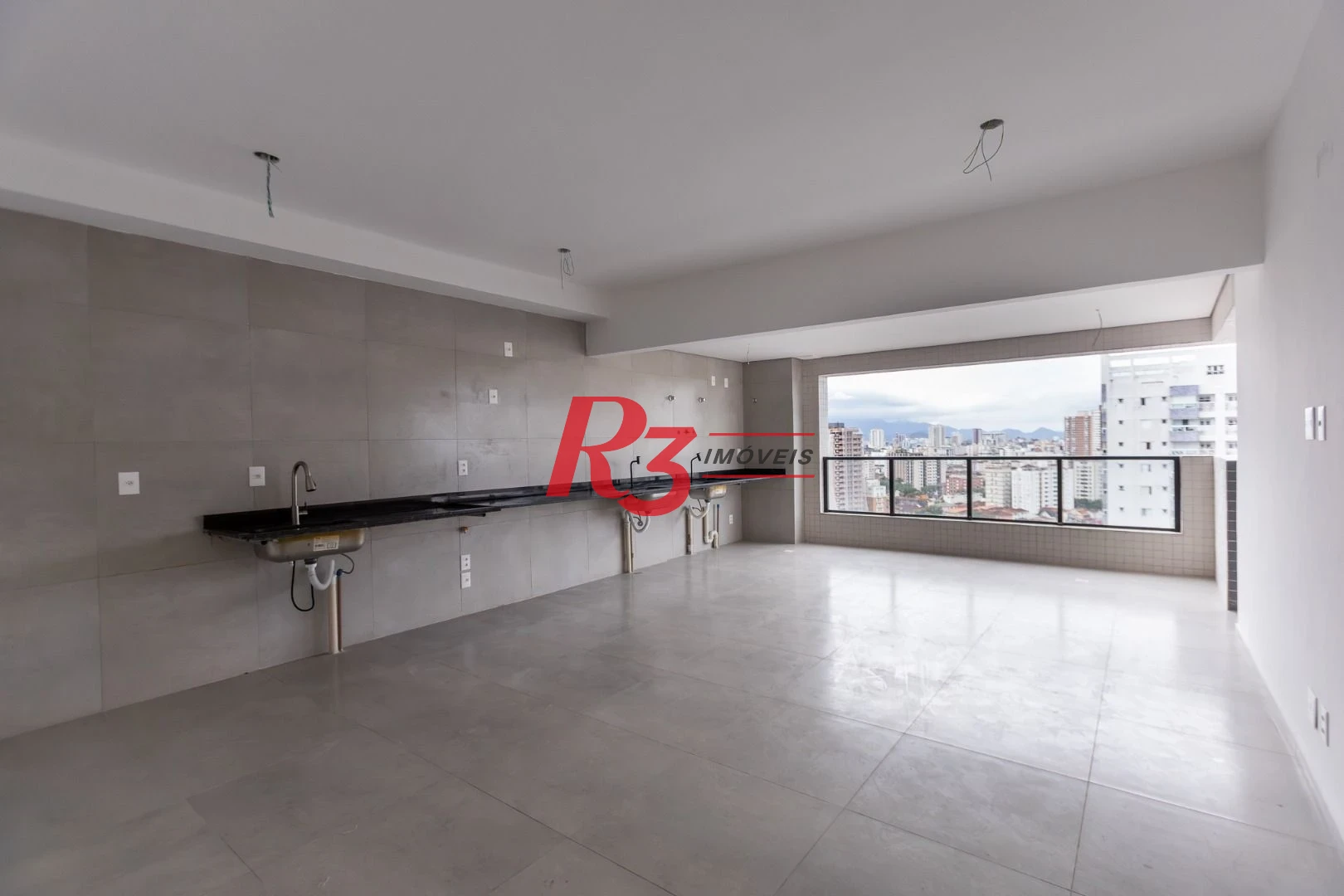 Apartamento com 2 dormitórios à venda, 69 m² por R$ 780.225,00 - José Menino - Santos/SP
