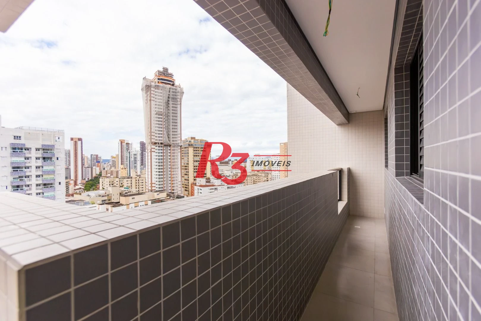 Apartamento com 2 dormitórios à venda, 69 m² por R$ 780.225,00 - José Menino - Santos/SP