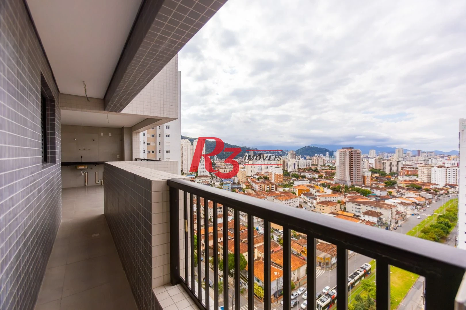 Apartamento com 2 dormitórios à venda, 69 m² por R$ 780.225,00 - José Menino - Santos/SP