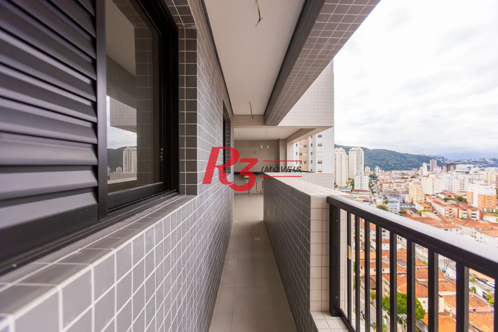 Apartamento com 2 dormitórios à venda, 69 m² por R$ 780.225,00 - José Menino - Santos/SP
