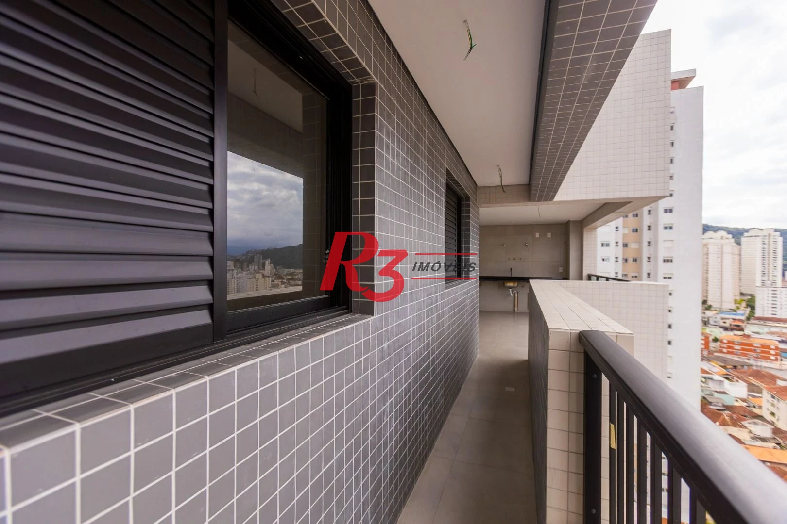 Apartamento com 2 dormitórios à venda, 69 m² por R$ 780.225,00 - José Menino - Santos/SP