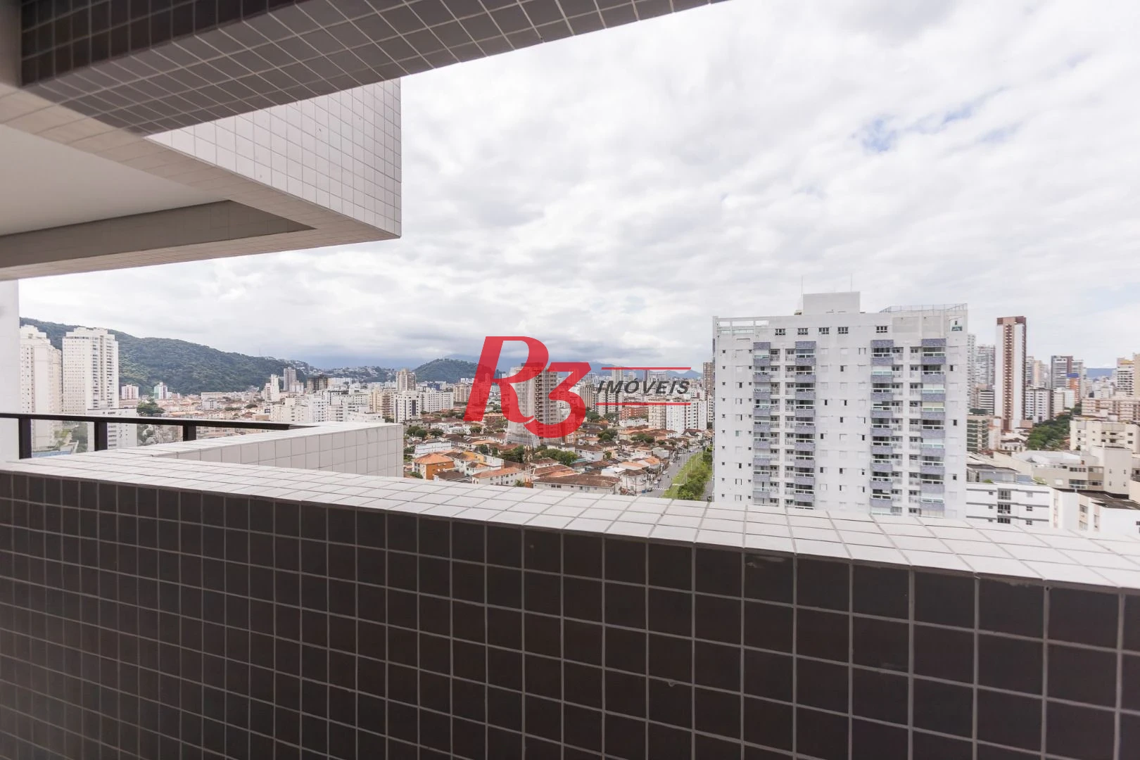 Apartamento com 2 dormitórios à venda, 69 m² por R$ 780.225,00 - José Menino - Santos/SP