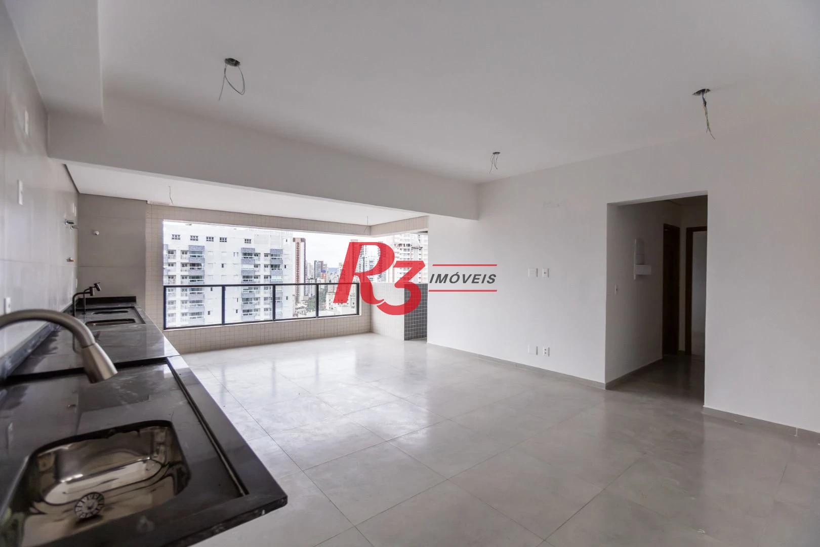 Apartamento com 2 dormitórios à venda, 69 m² por R$ 780.225,00 - José Menino - Santos/SP