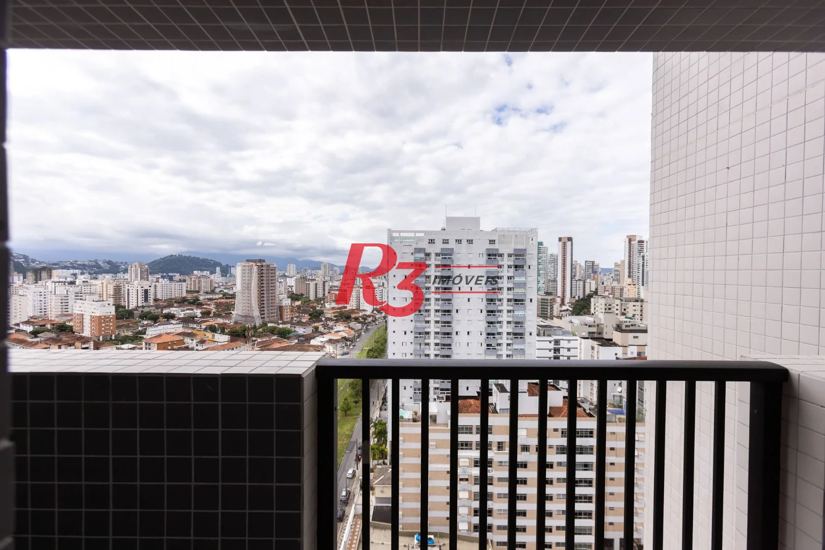 Apartamento com 2 dormitórios à venda, 69 m² por R$ 780.225,00 - José Menino - Santos/SP