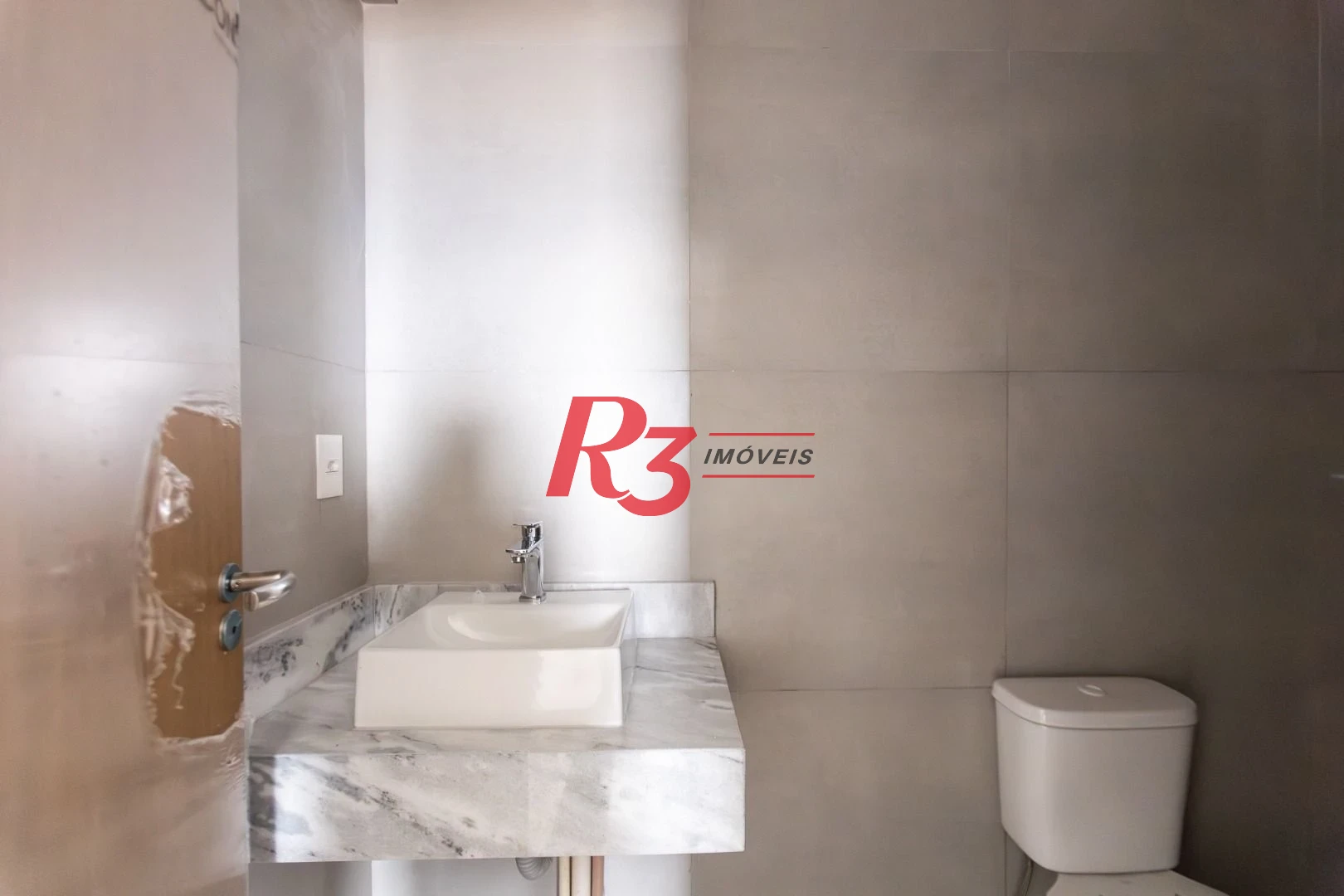 Apartamento com 2 dormitórios à venda, 69 m² por R$ 780.225,00 - José Menino - Santos/SP