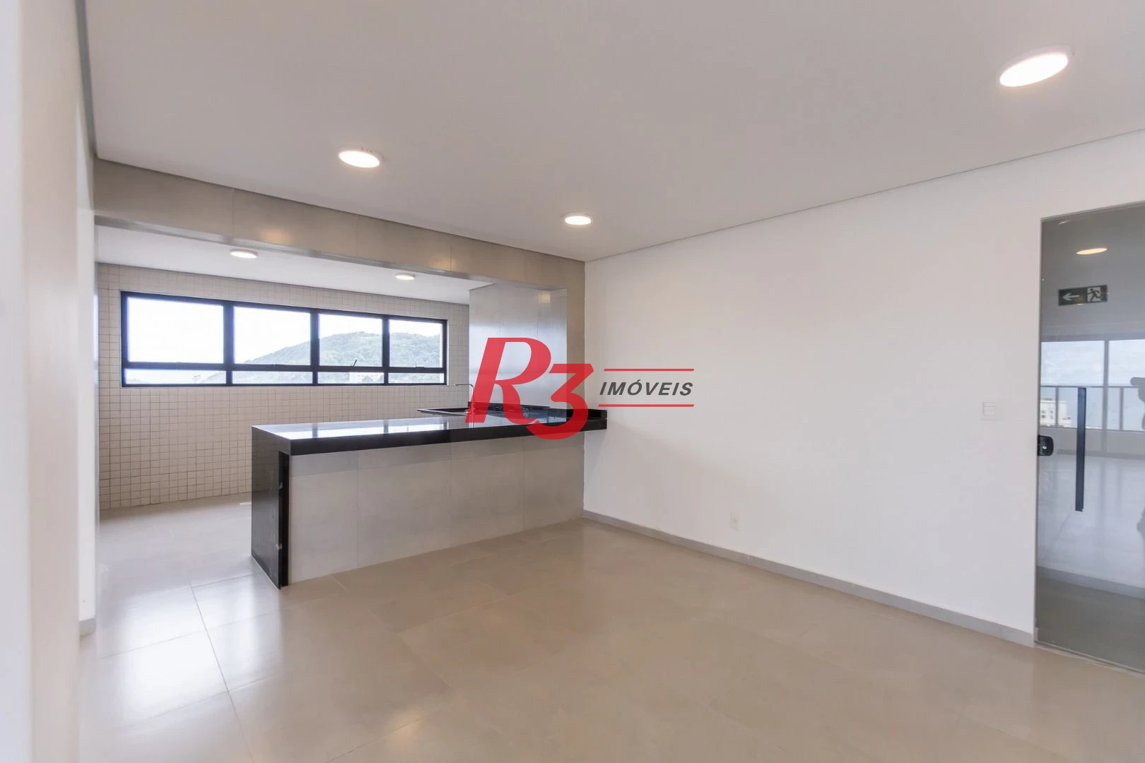 Apartamento com 2 dormitórios à venda, 69 m² por R$ 780.225,00 - José Menino - Santos/SP