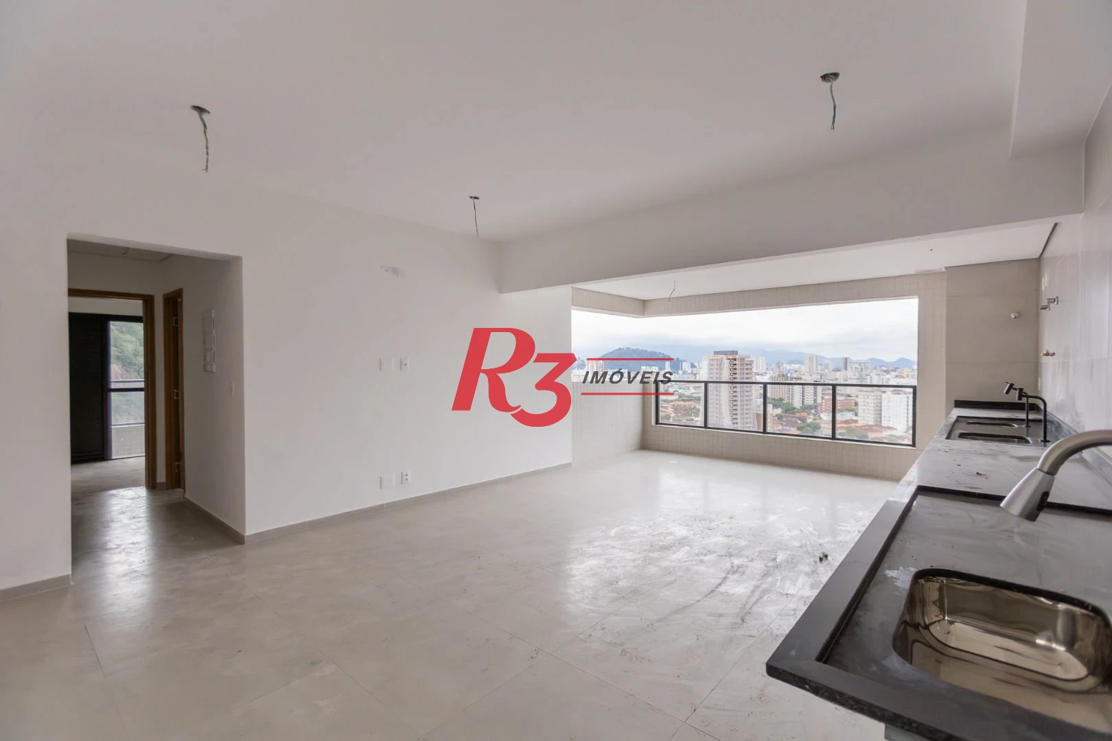Apartamento com 2 dormitórios à venda, 70 m² por R$ 806.233,00 - José Menino - Santos/SP