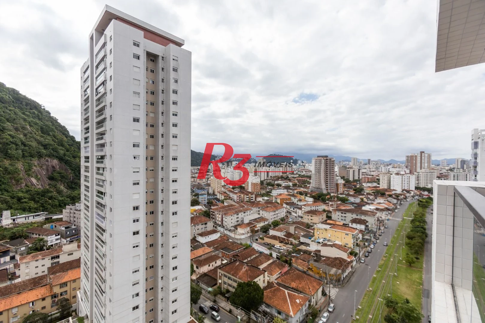 Apartamento com 2 dormitórios à venda, 70 m² por R$ 806.233,00 - José Menino - Santos/SP