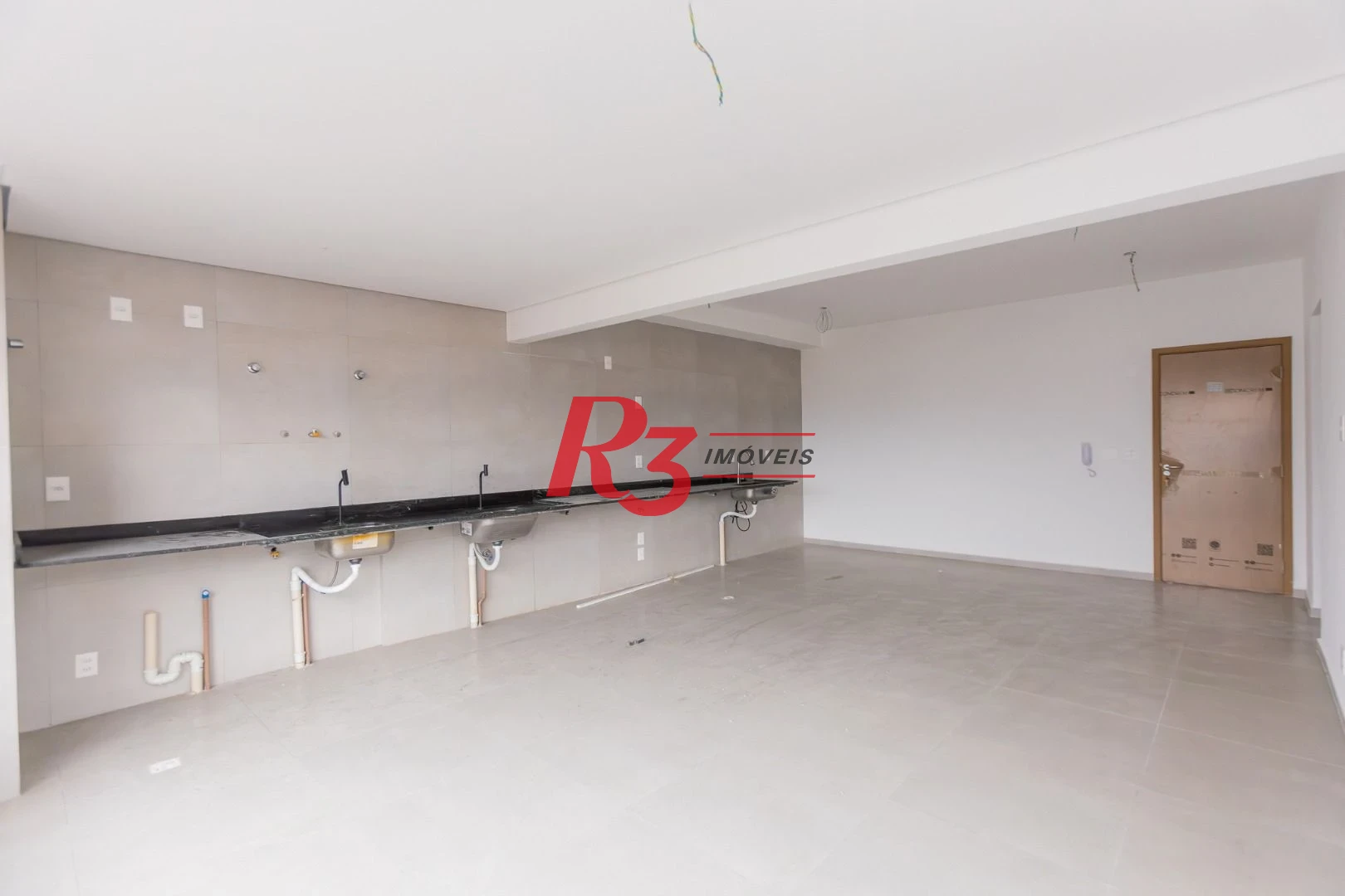 Apartamento com 2 dormitórios à venda, 70 m² por R$ 806.233,00 - José Menino - Santos/SP