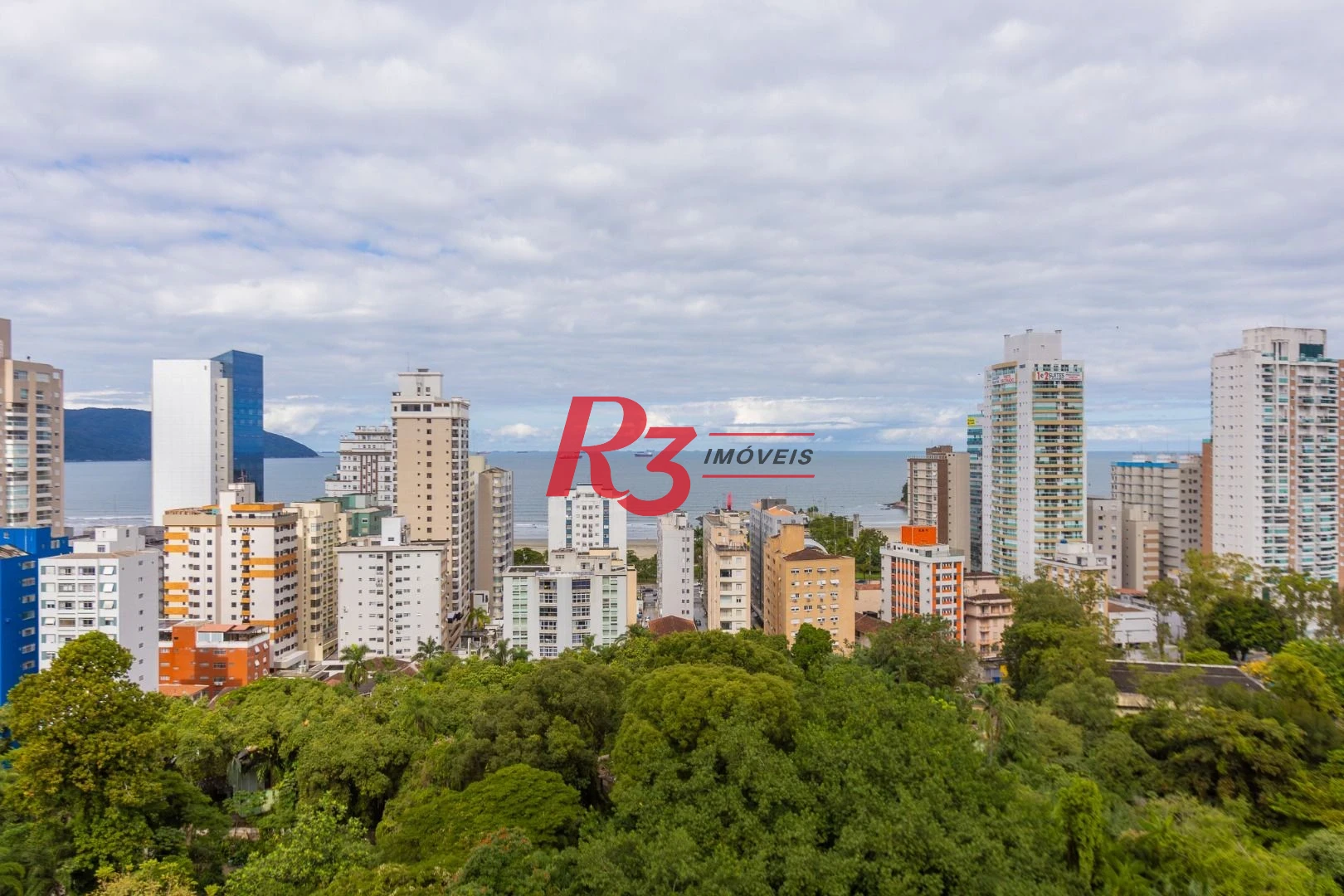 Apartamento com 2 dormitórios à venda, 70 m² por R$ 915.000,00 - José Menino - Santos/SP