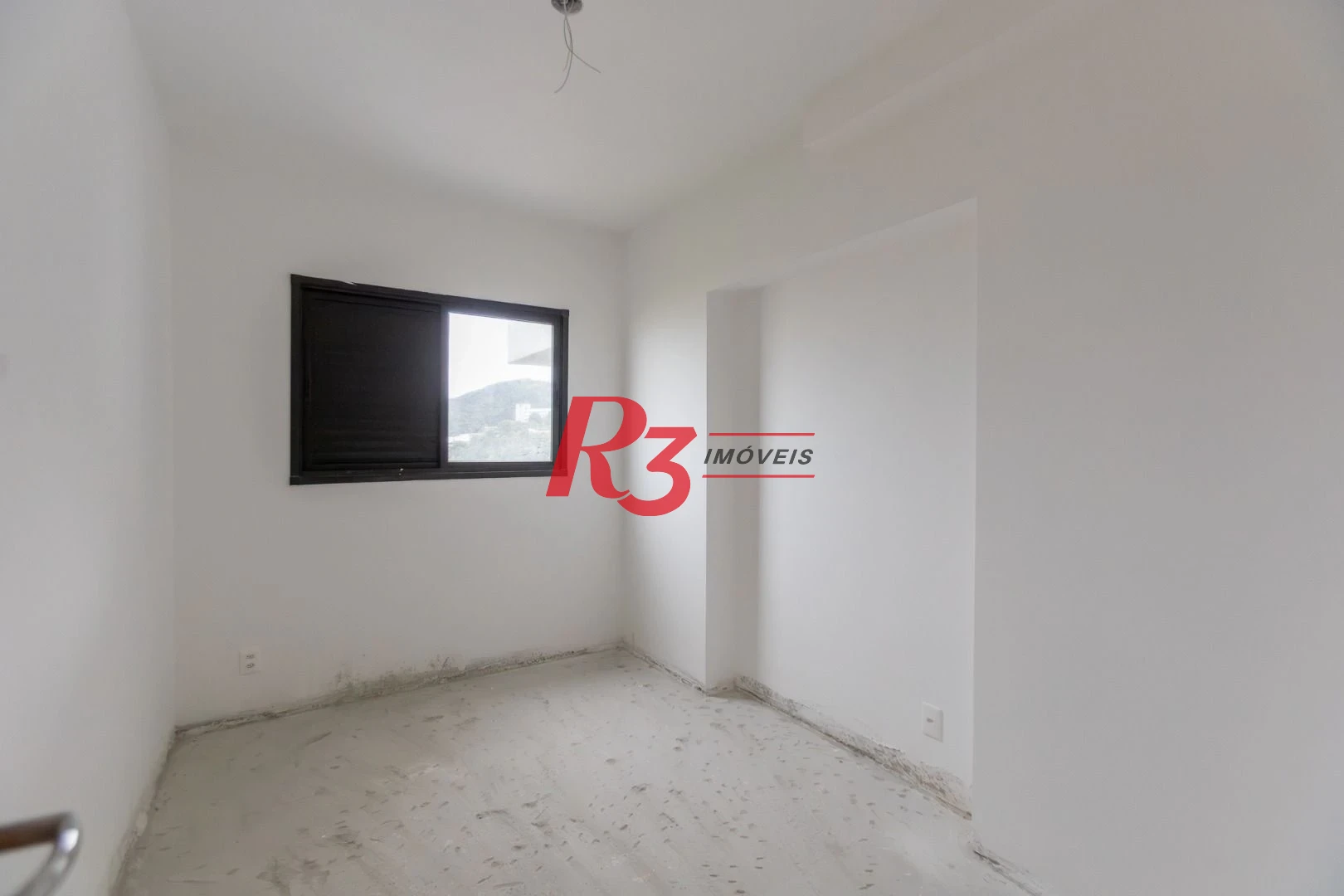 Apartamento com 2 dormitórios à venda, 70 m² por R$ 915.000,00 - José Menino - Santos/SP
