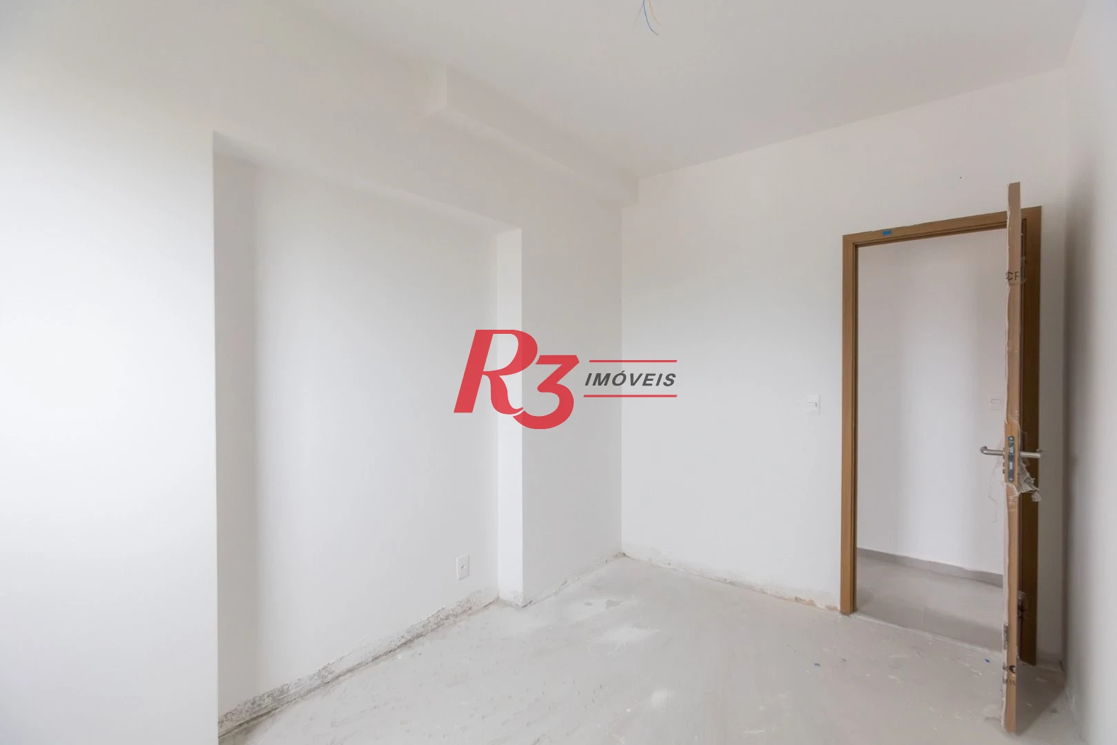 Apartamento com 2 dormitórios à venda, 70 m² por R$ 915.000,00 - José Menino - Santos/SP