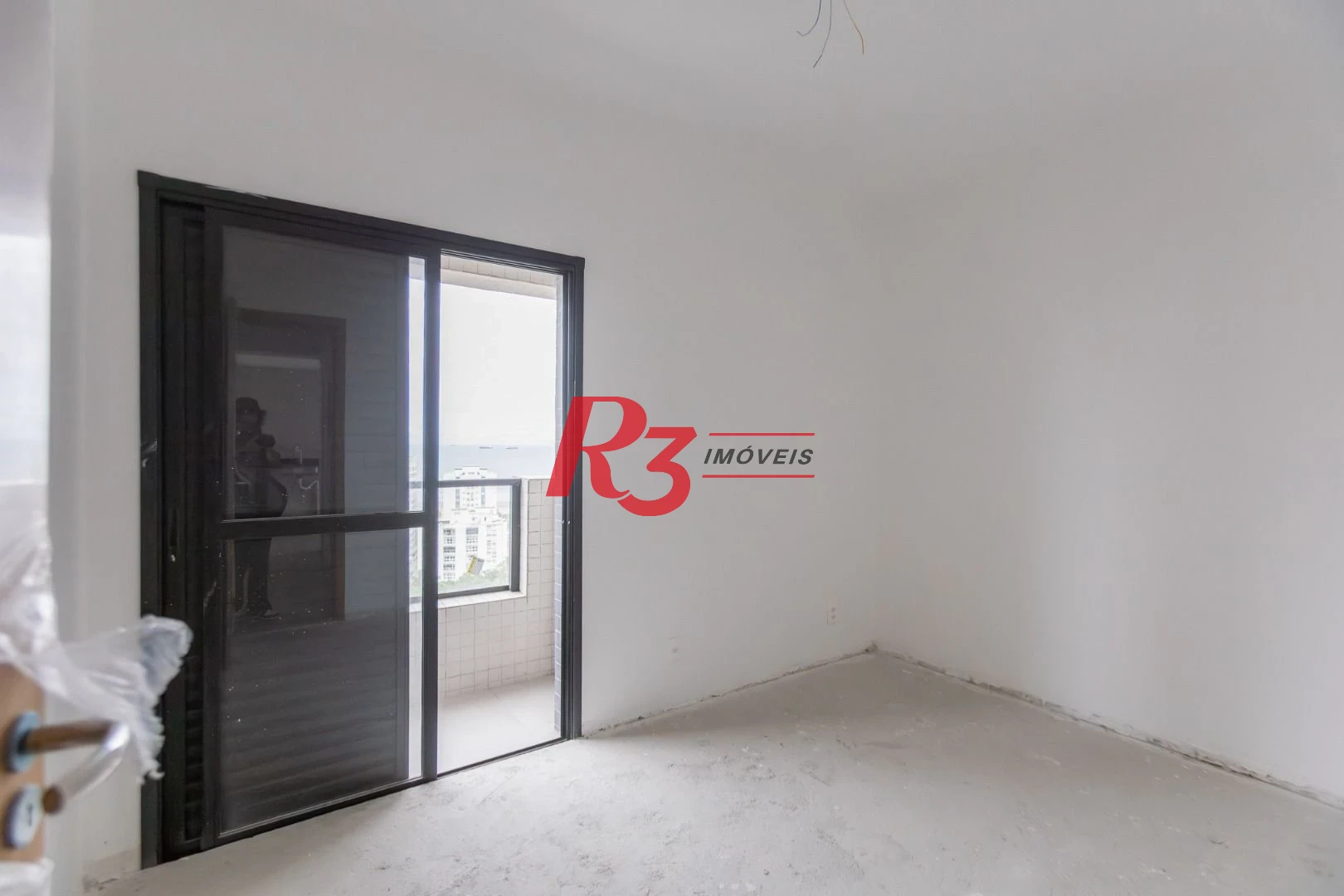 Apartamento com 2 dormitórios à venda, 70 m² por R$ 915.000,00 - José Menino - Santos/SP