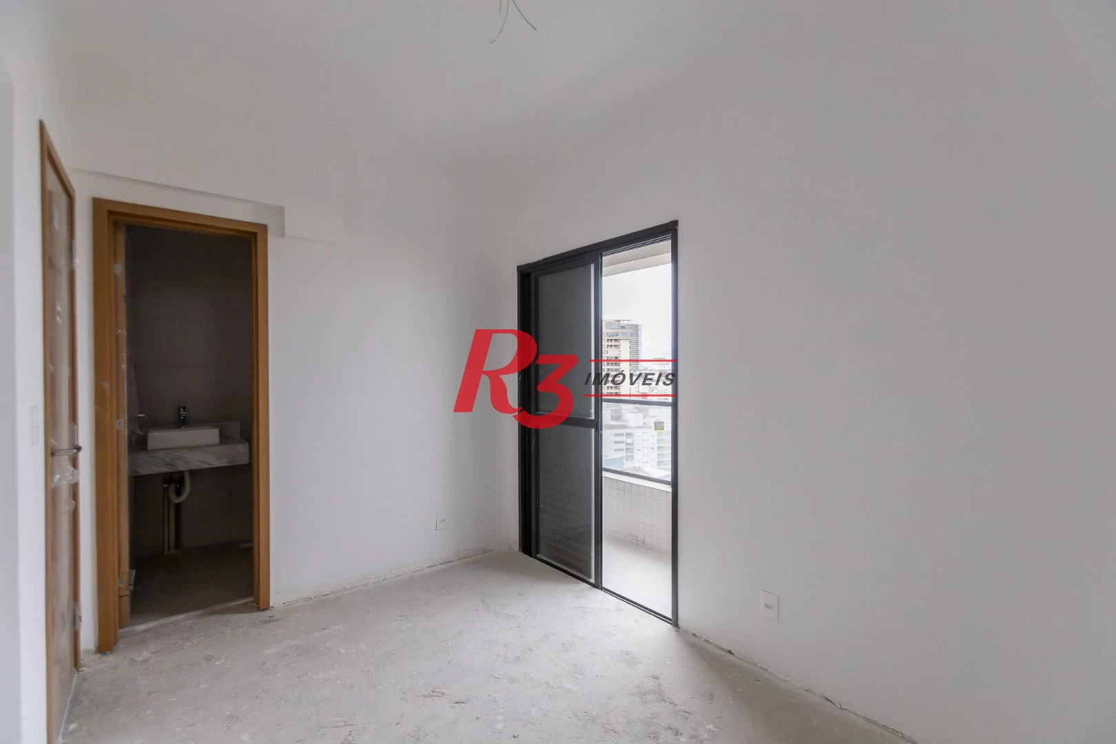 Apartamento com 2 dormitórios à venda, 70 m² por R$ 915.000,00 - José Menino - Santos/SP