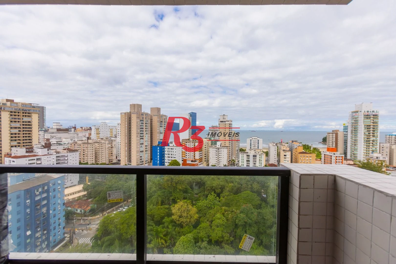 Apartamento com 2 dormitórios à venda, 70 m² por R$ 915.000,00 - José Menino - Santos/SP