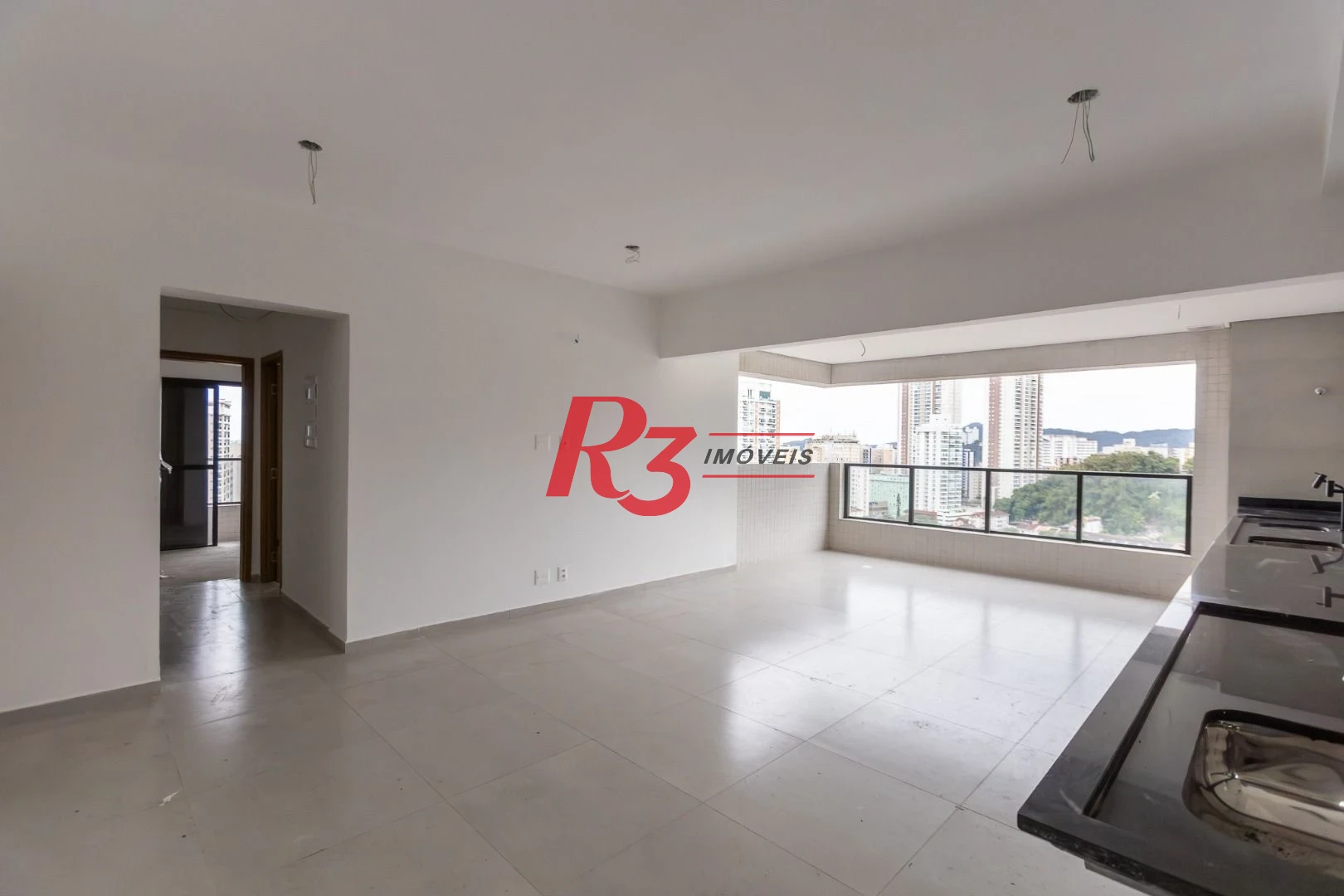 Apartamento com 2 dormitórios à venda, 70 m² por R$ 915.000,00 - José Menino - Santos/SP