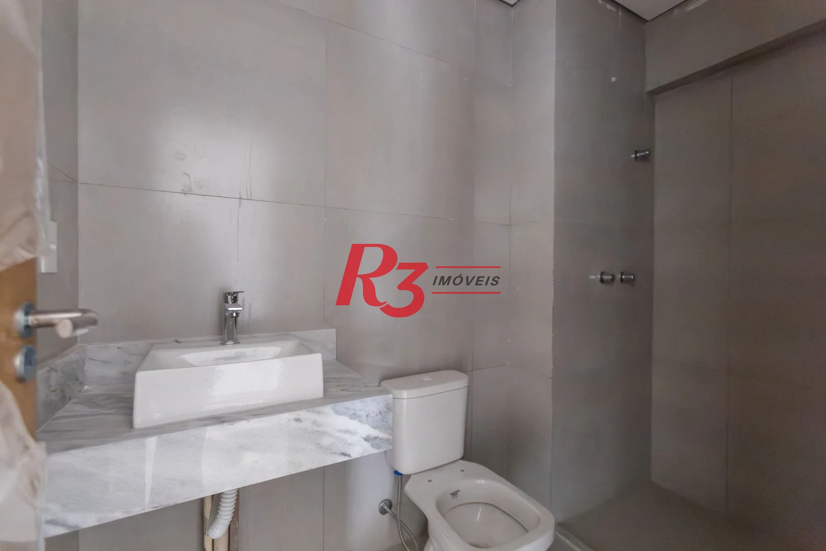 Apartamento com 2 dormitórios à venda, 70 m² por R$ 915.000,00 - José Menino - Santos/SP