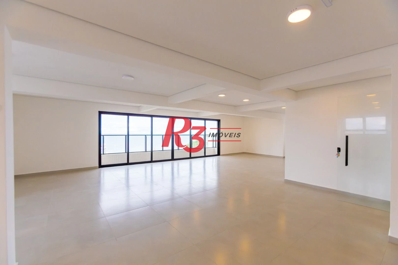 Apartamento com 2 dormitórios à venda, 70 m² por R$ 915.000,00 - José Menino - Santos/SP