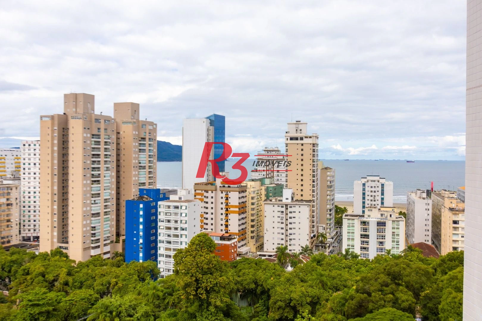 Apartamento com 2 dormitórios à venda, 70 m² por R$ 915.000,00 - José Menino - Santos/SP