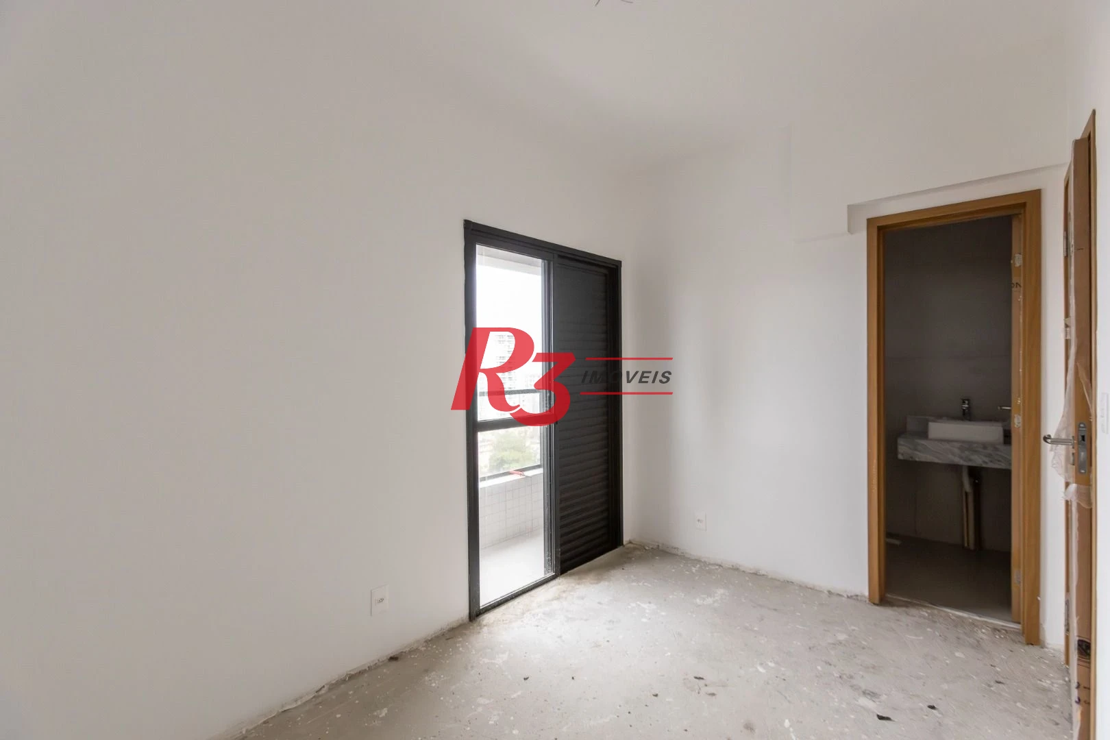 Apartamento com 2 dormitórios à venda, 70 m² por R$ 915.000,00 - José Menino - Santos/SP