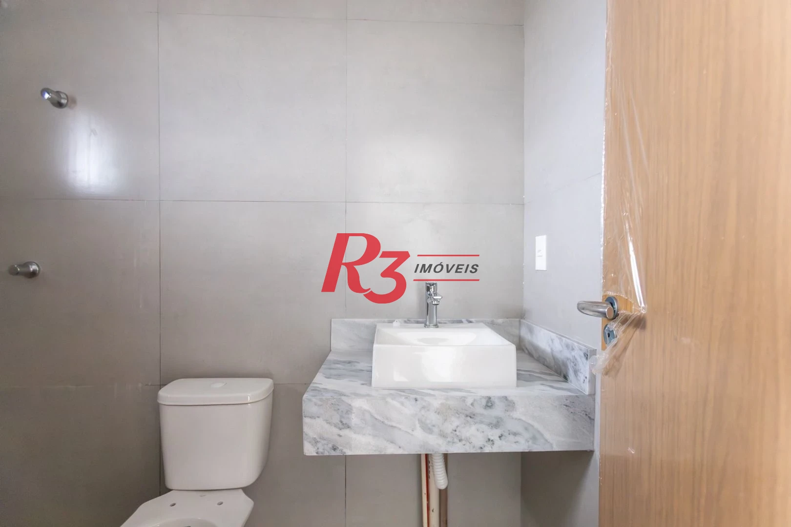 Apartamento com 2 dormitórios à venda, 70 m² por R$ 915.000,00 - José Menino - Santos/SP