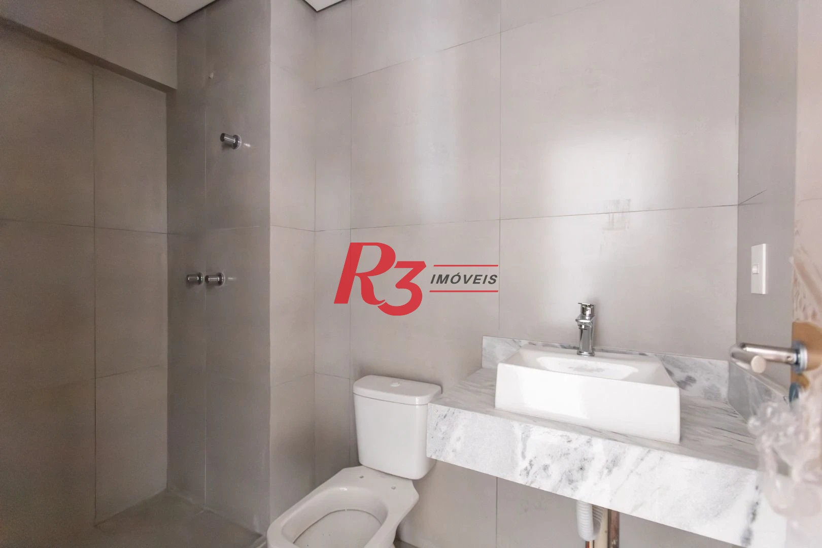 Apartamento com 2 dormitórios à venda, 70 m² por R$ 915.000,00 - José Menino - Santos/SP