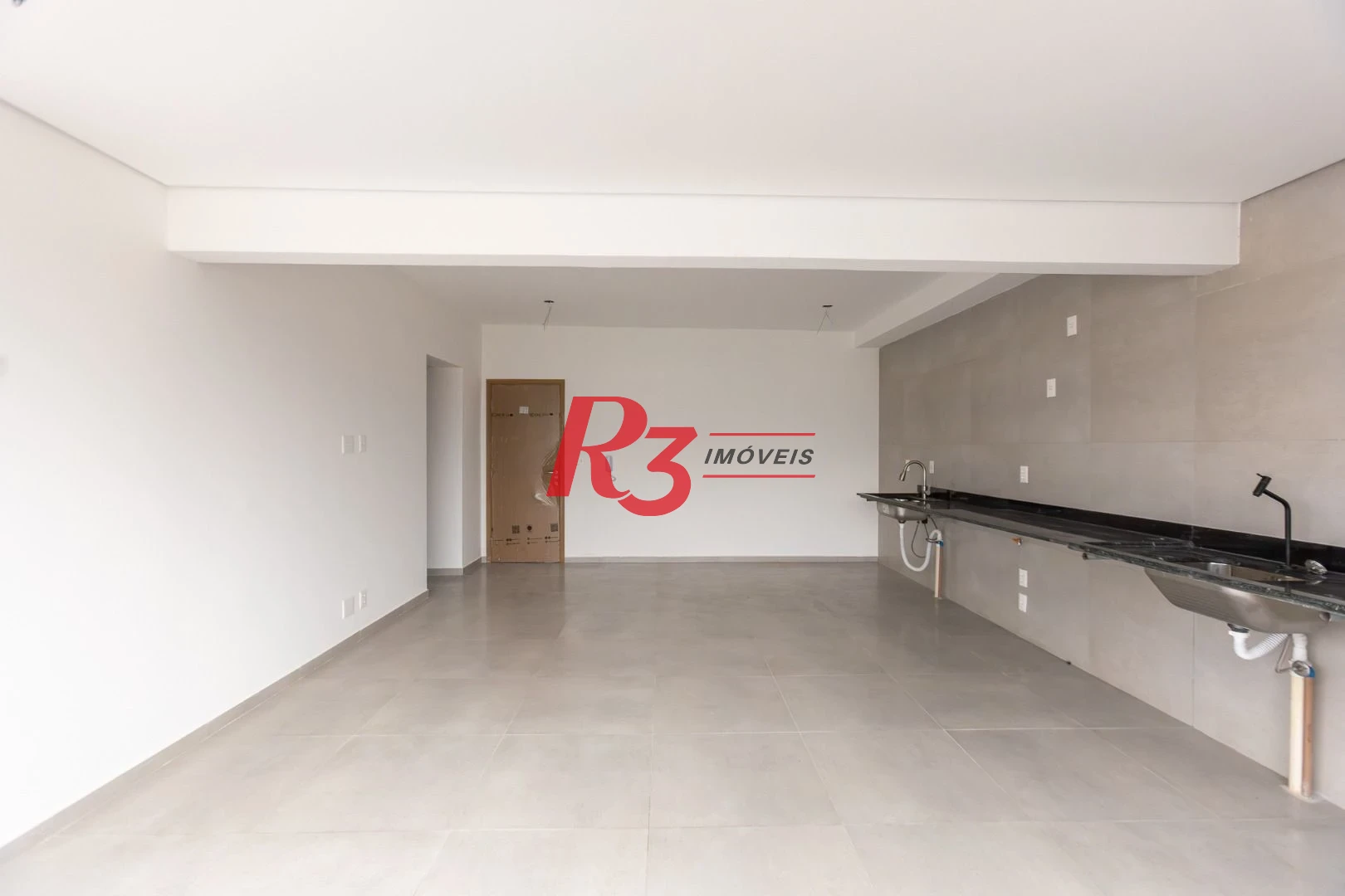 Apartamento com 2 dormitórios à venda, 70 m² por R$ 915.000,00 - José Menino - Santos/SP